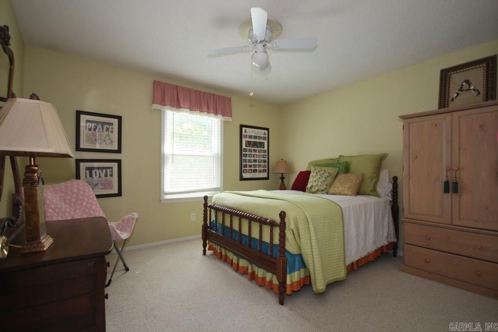 PEBBLE BEACH PARK - Residential