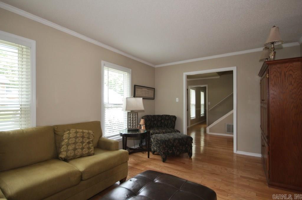 PEBBLE BEACH PARK - Residential