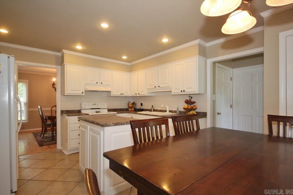 PEBBLE BEACH PARK - Residential