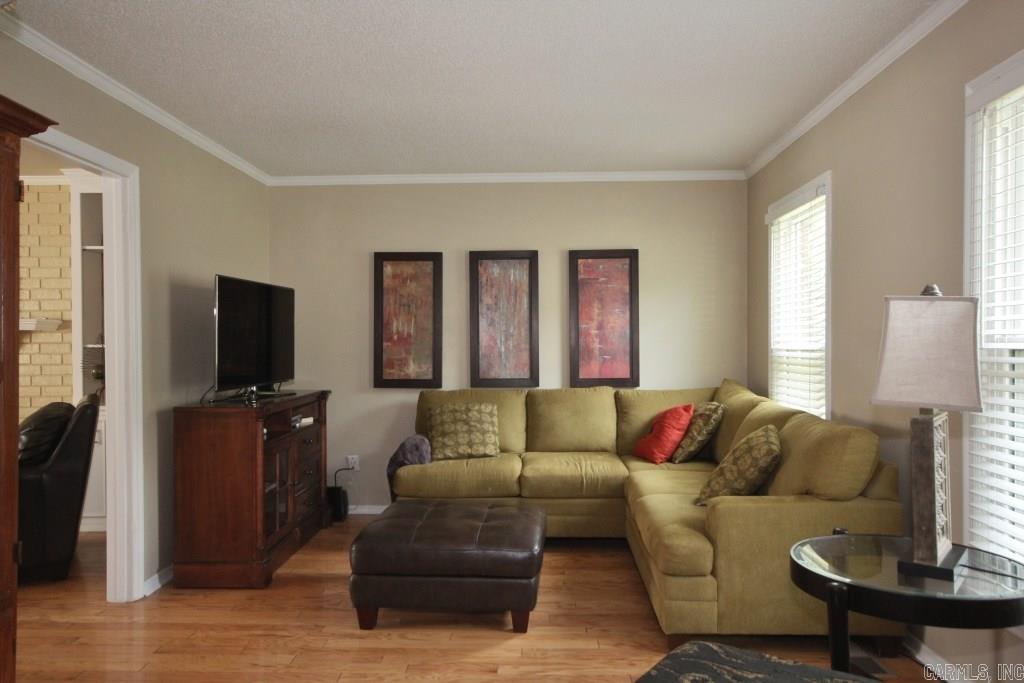 PEBBLE BEACH PARK - Residential