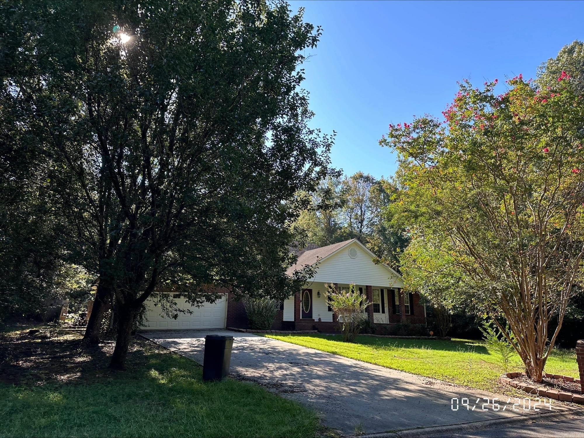 LAKEWOOD ESTATES - Residential