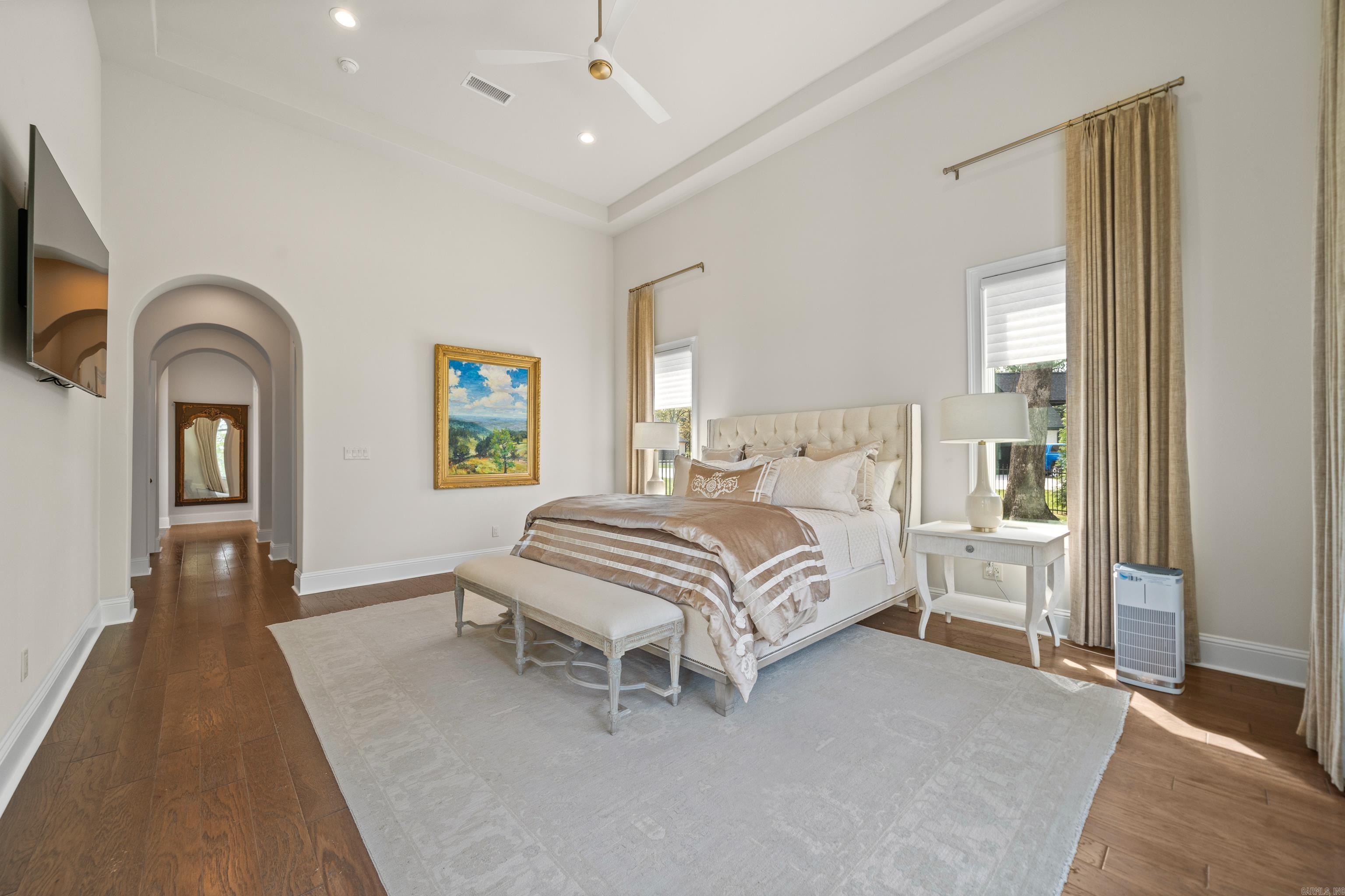 ARLINGTON PARK - Residential