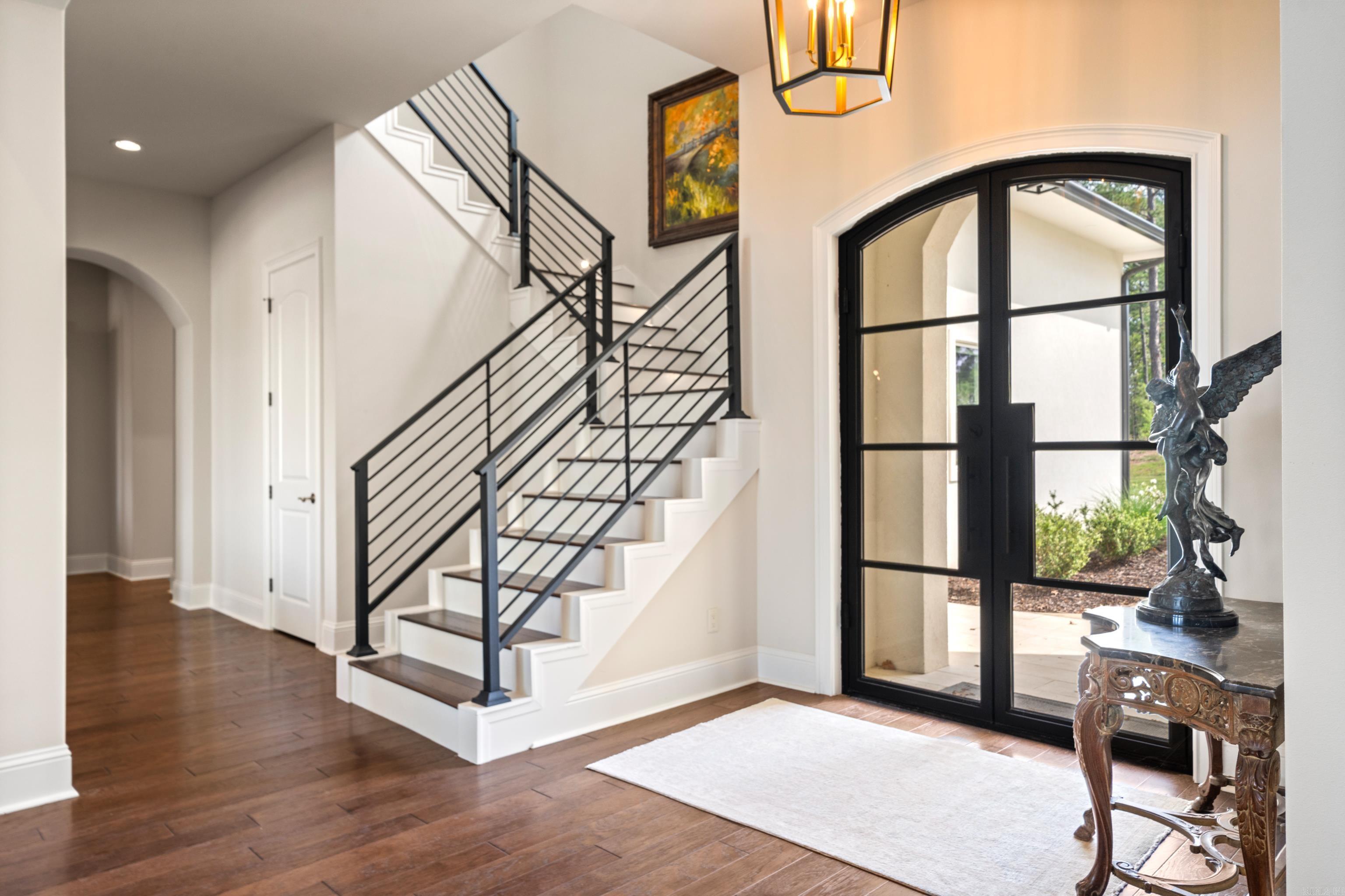 ARLINGTON PARK - Residential