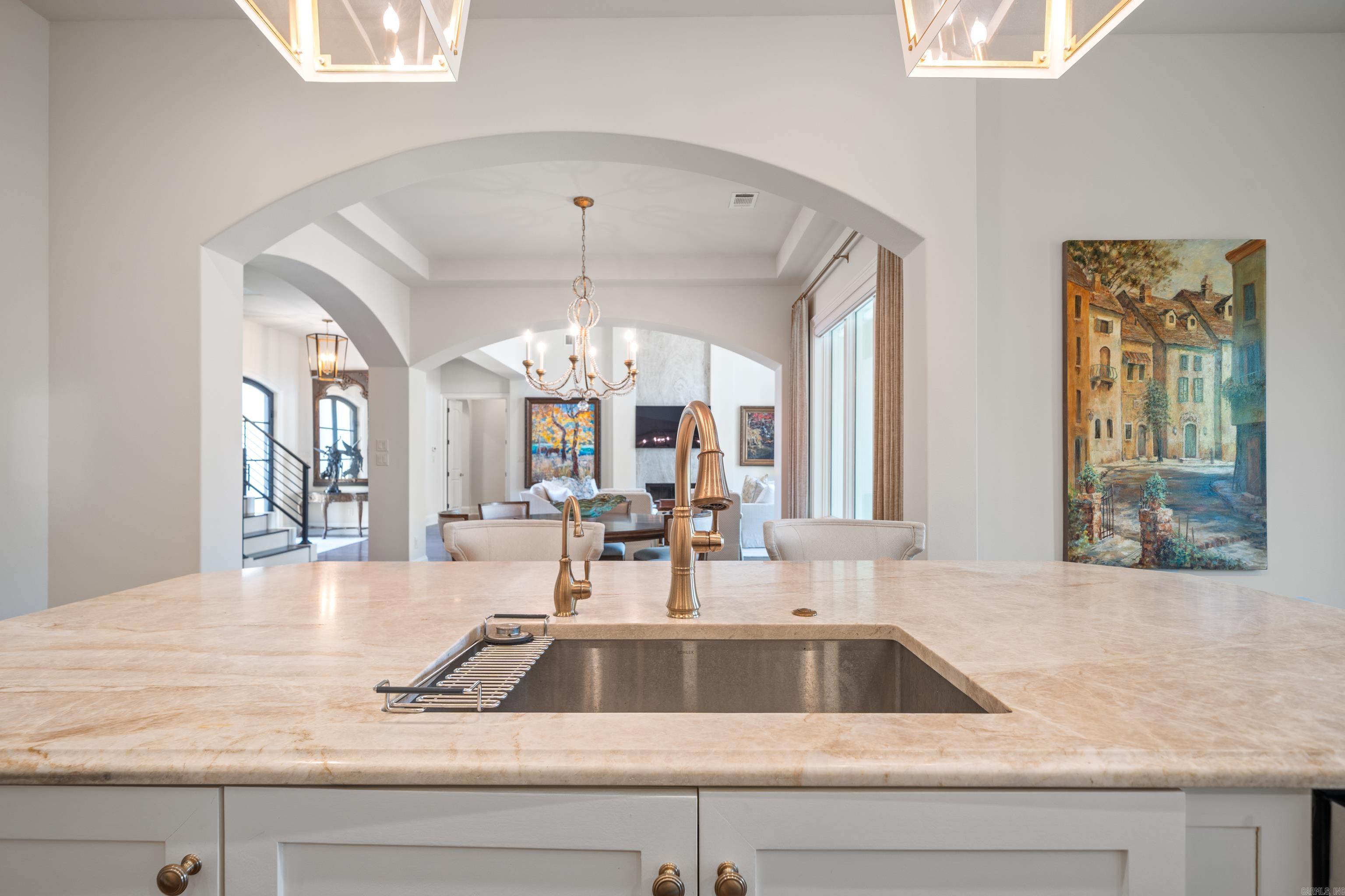 ARLINGTON PARK - Residential