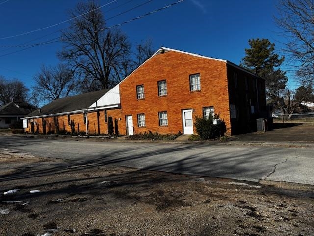 McDonald - Commercial Sale