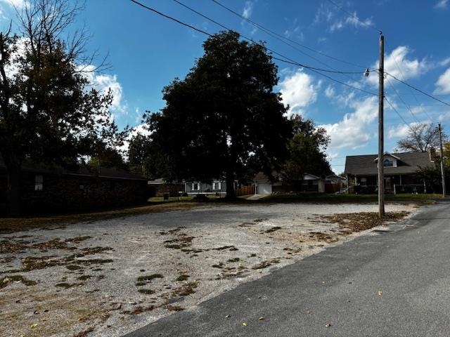 McDonald - Commercial Sale