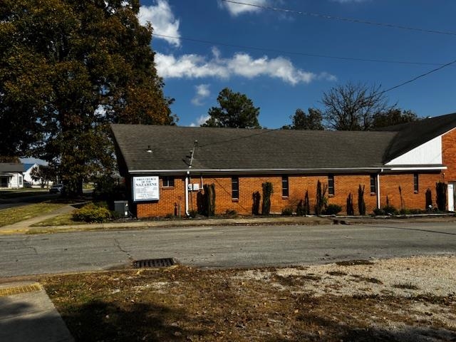 McDonald - Commercial Sale