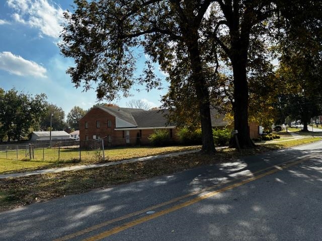 McDonald - Commercial Sale