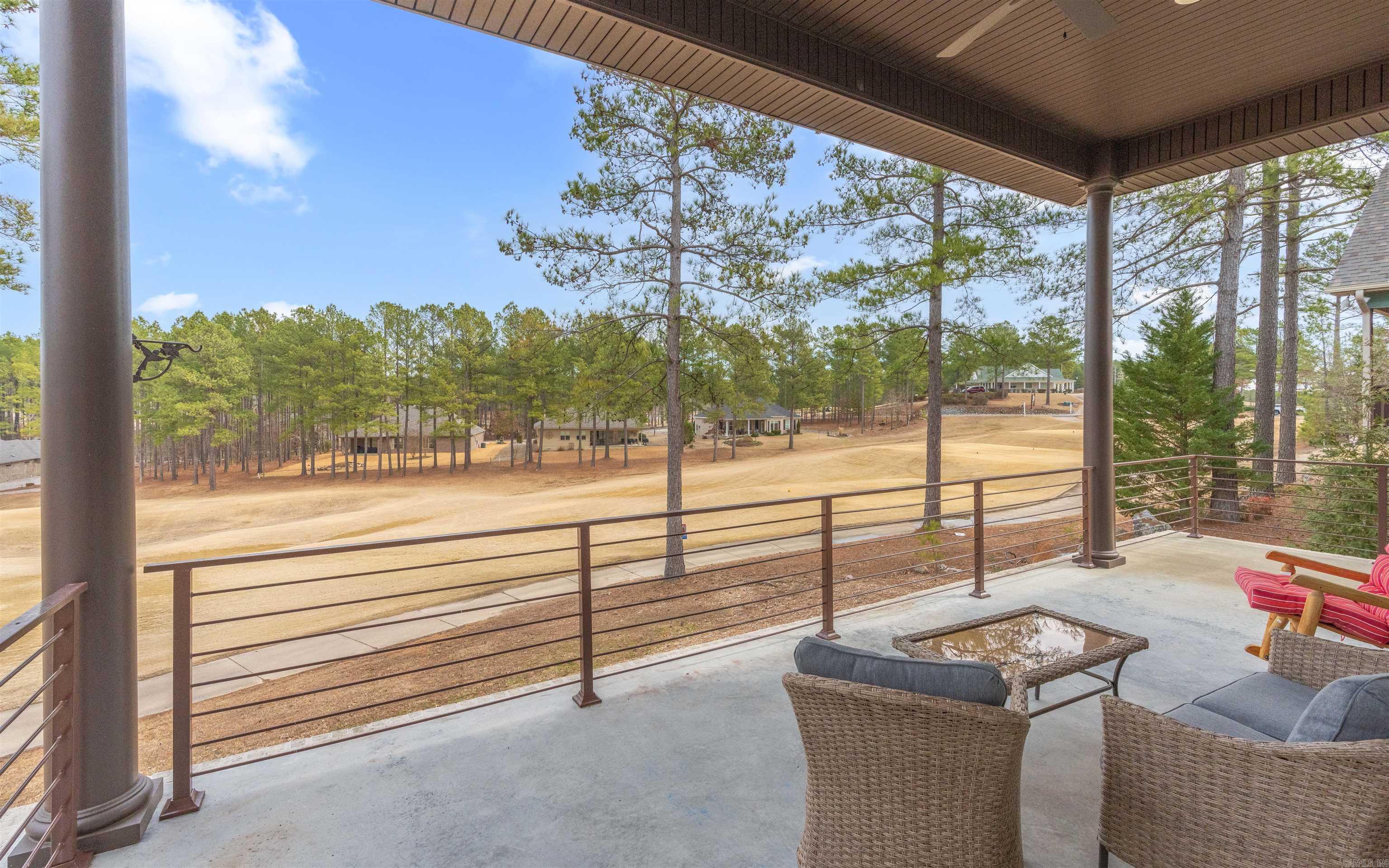 ALTA VISTA - Residential
