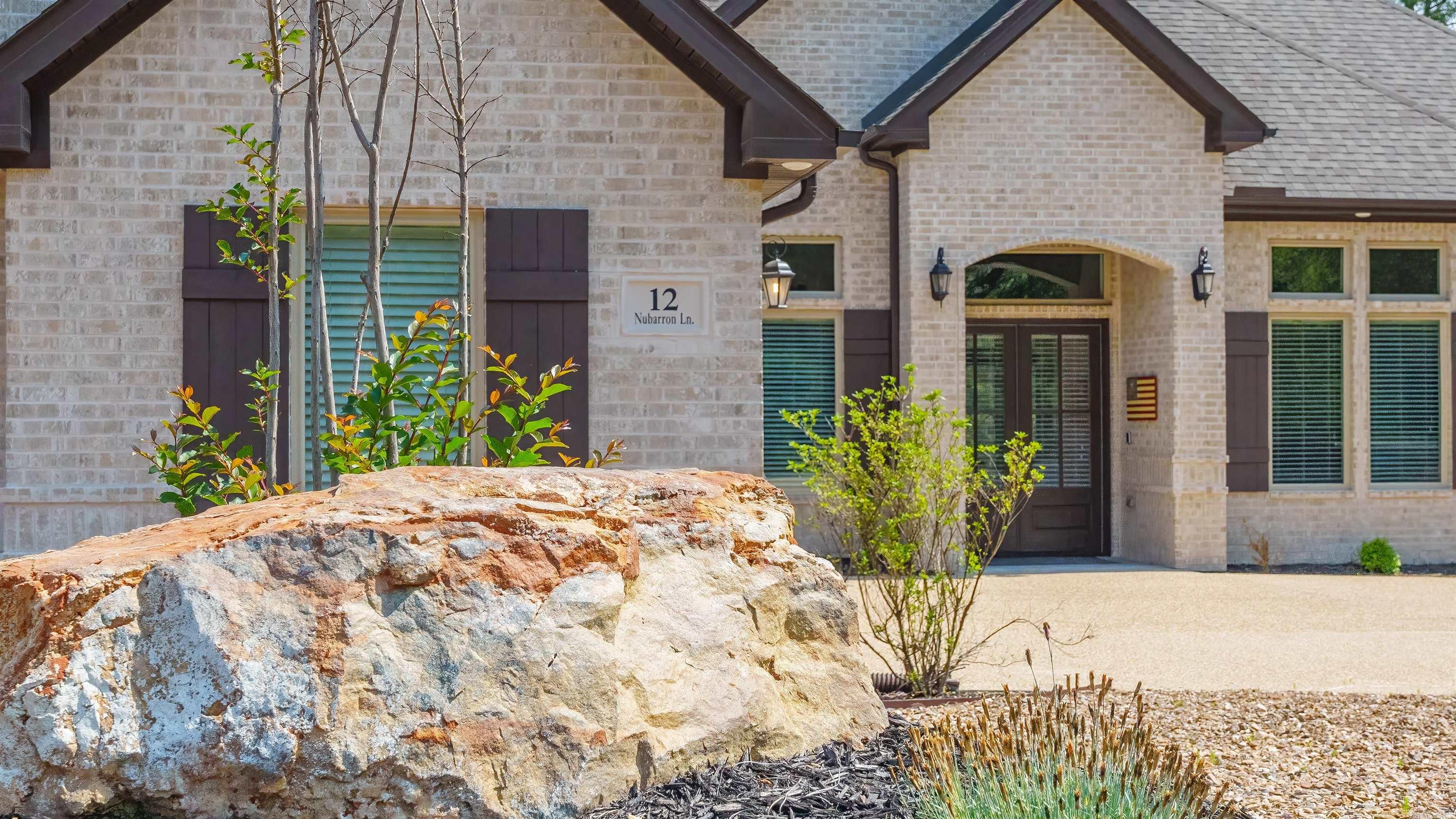 ALTA VISTA - Residential