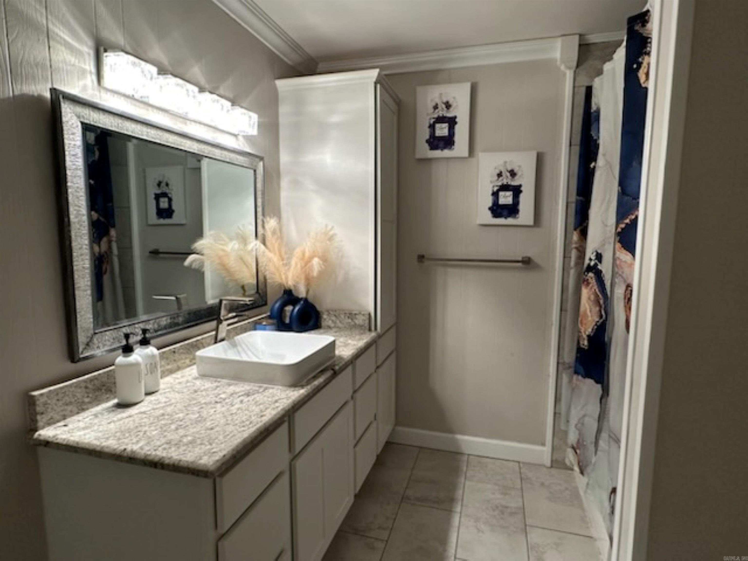 OLD MARVELL - Residential