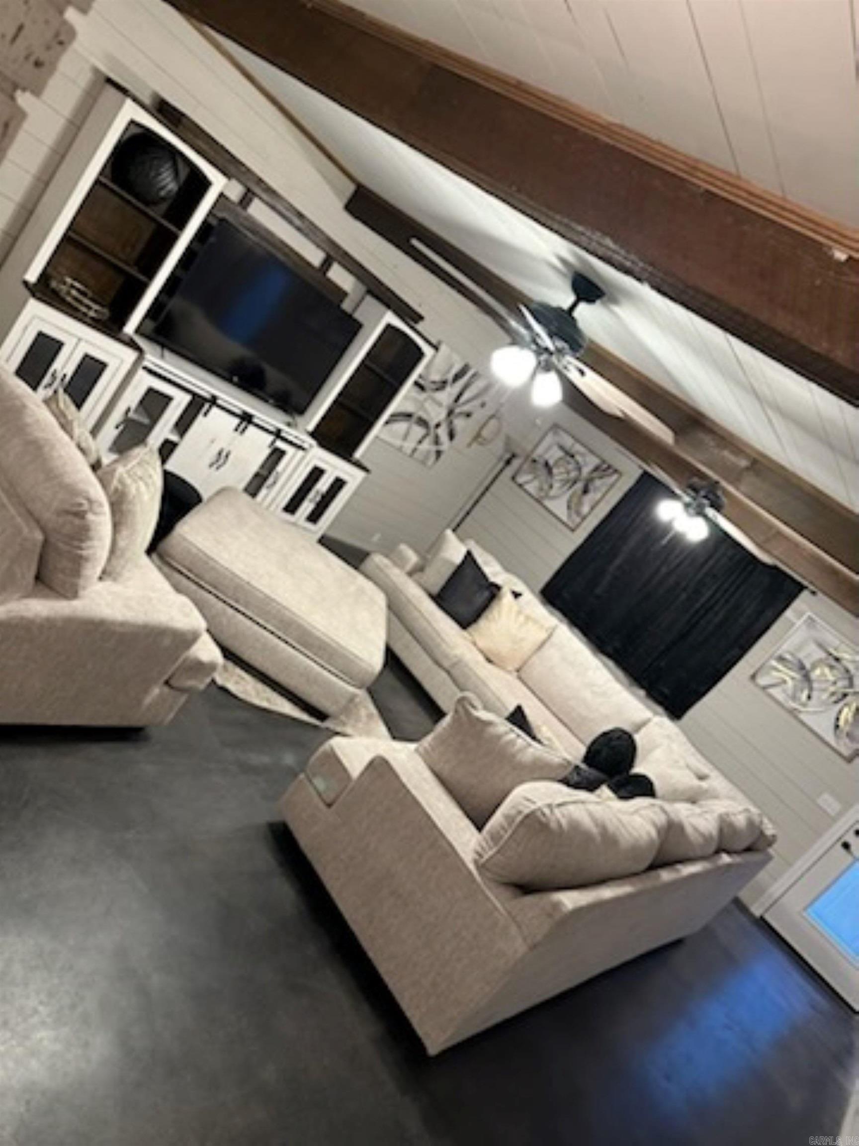 OLD MARVELL - Residential