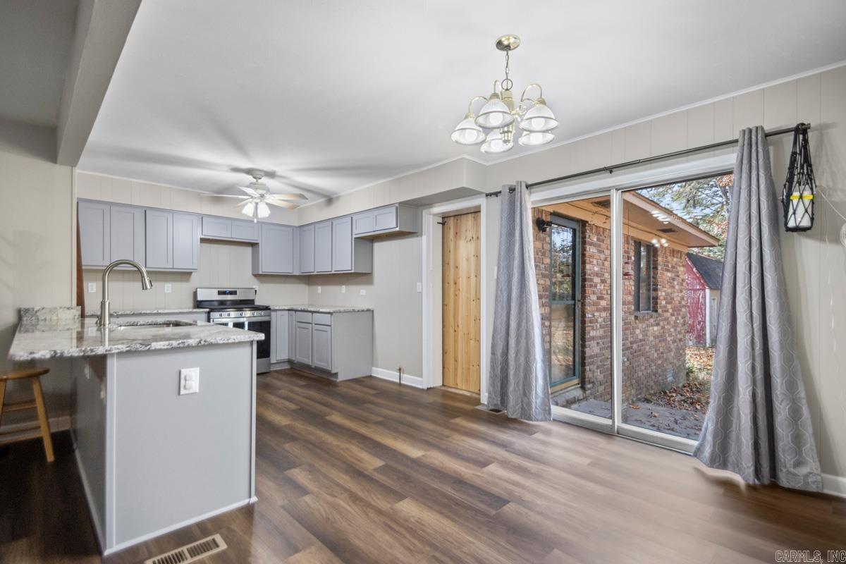 SHANNON HILLS s - Residential