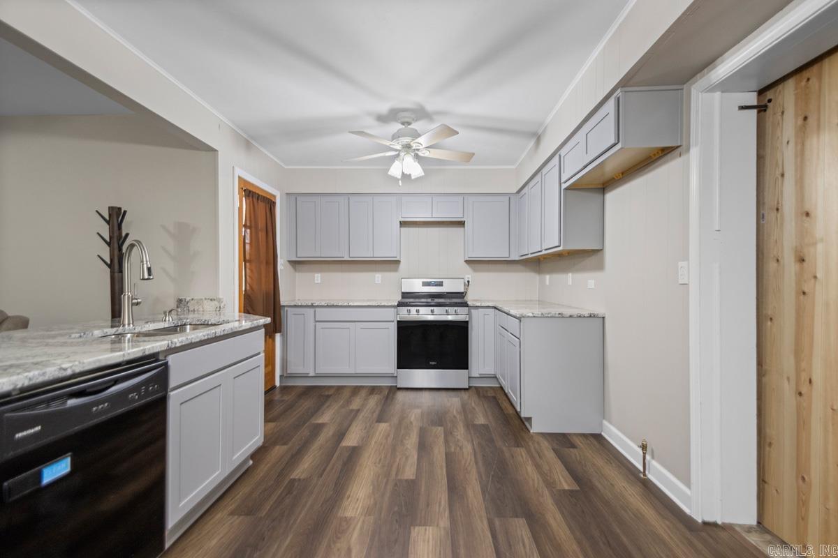 SHANNON HILLS s - Residential