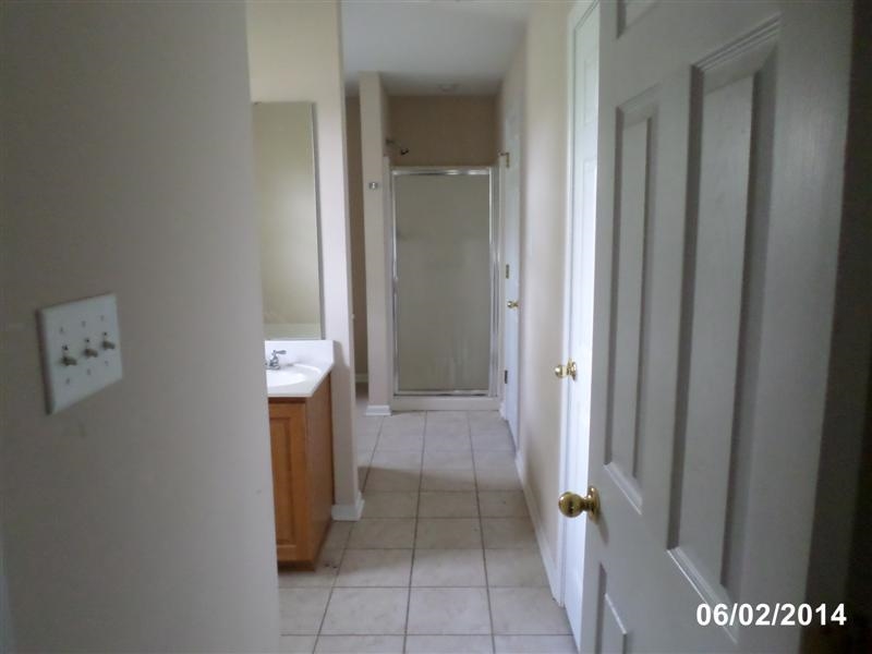 River Oaks Pointe - Residential