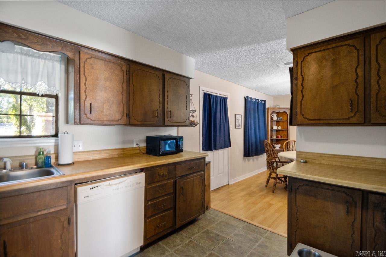 MISTY MEADOWS - Residential