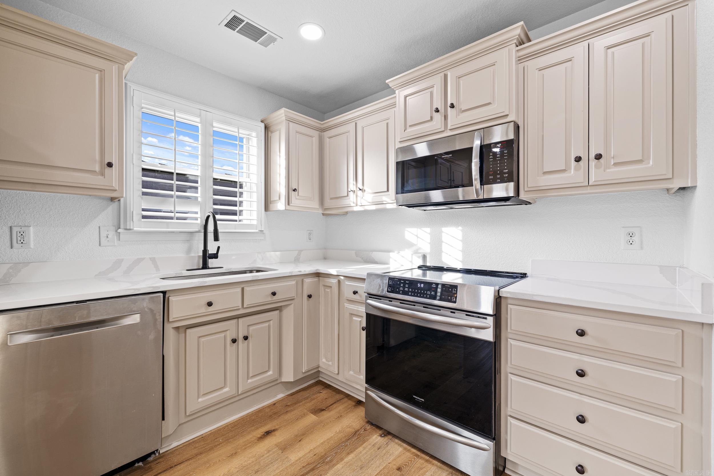 PLEASANT FOREST SUBDIVISION - Residential