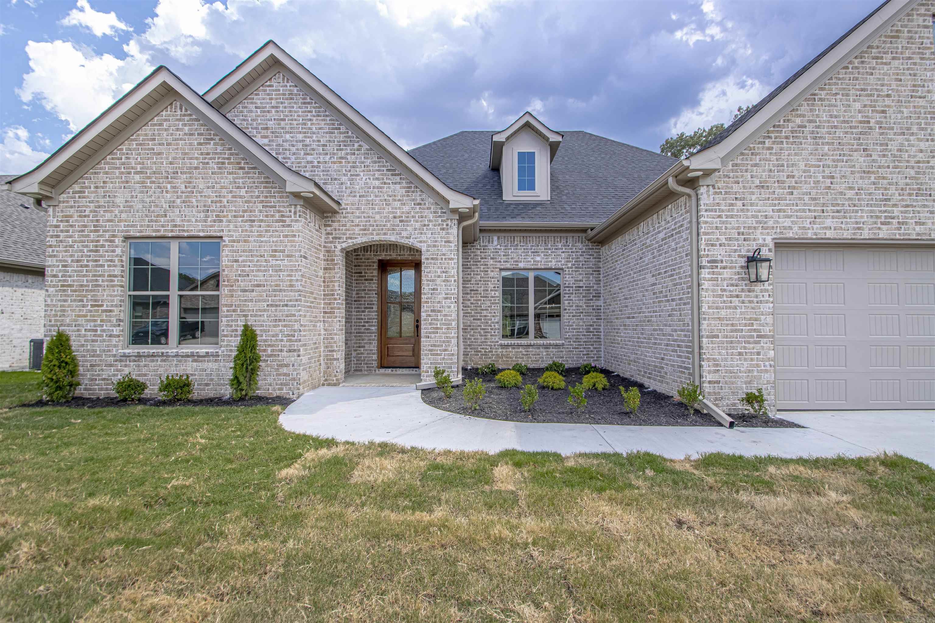 MILLERS GLENN - Residential