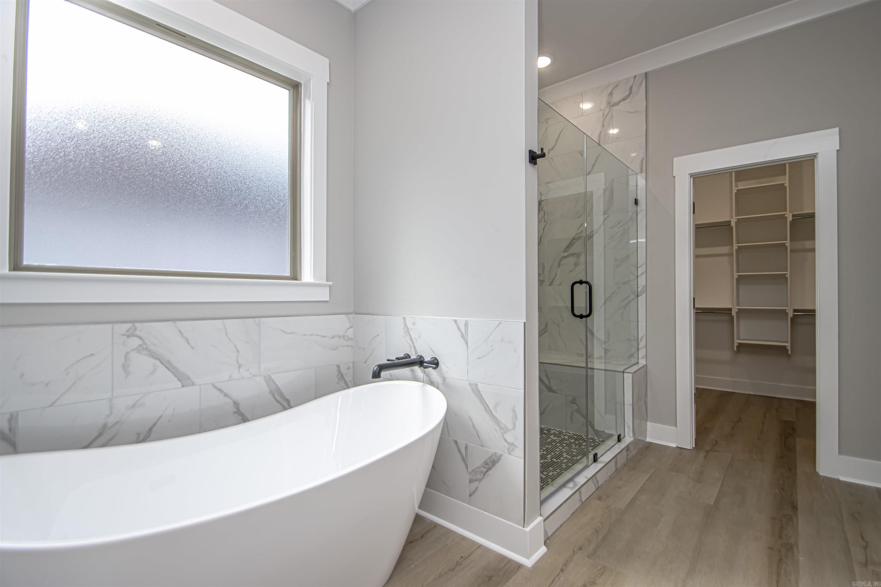 MILLERS GLENN - Residential