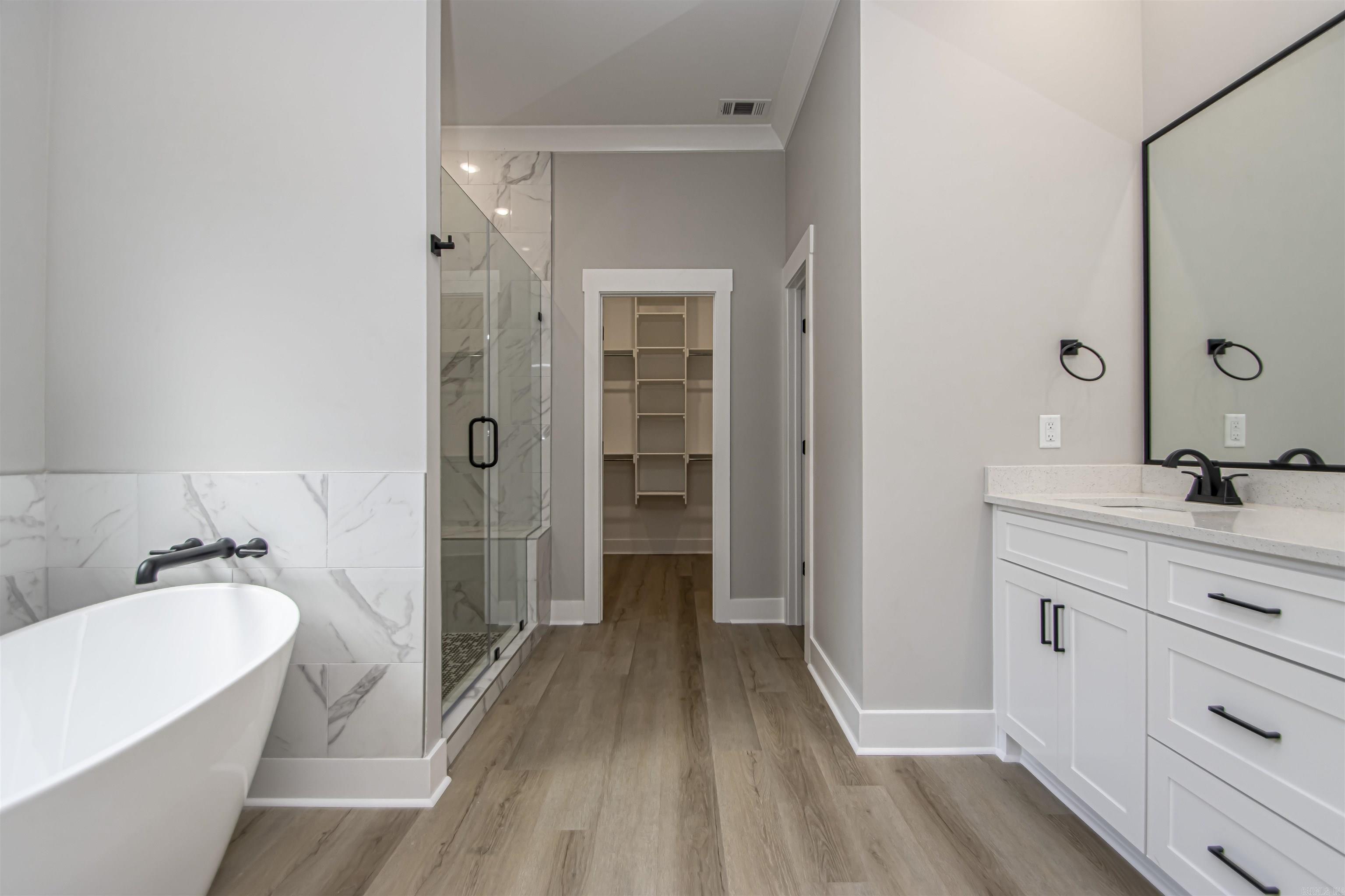 MILLERS GLENN - Residential