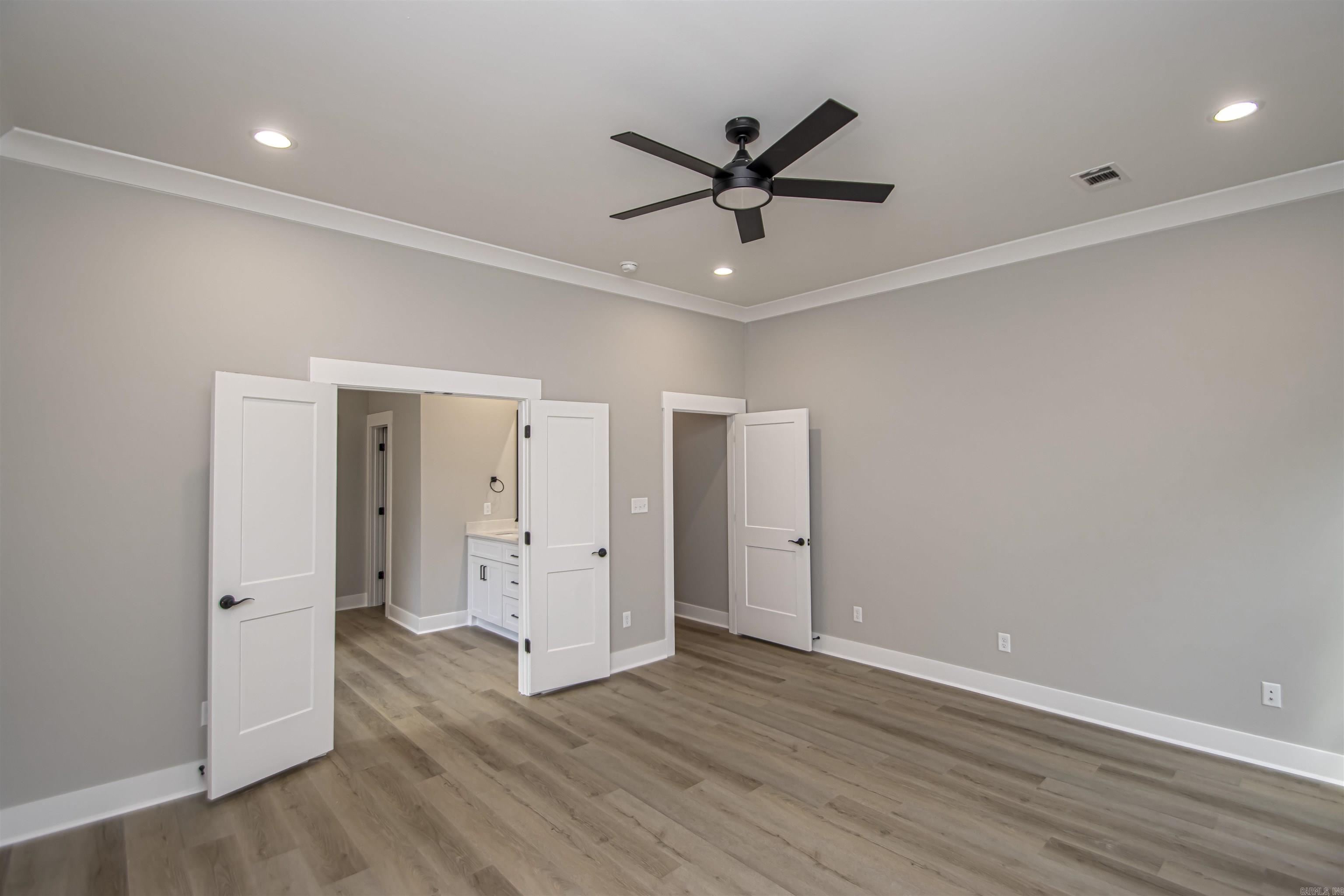 MILLERS GLENN - Residential