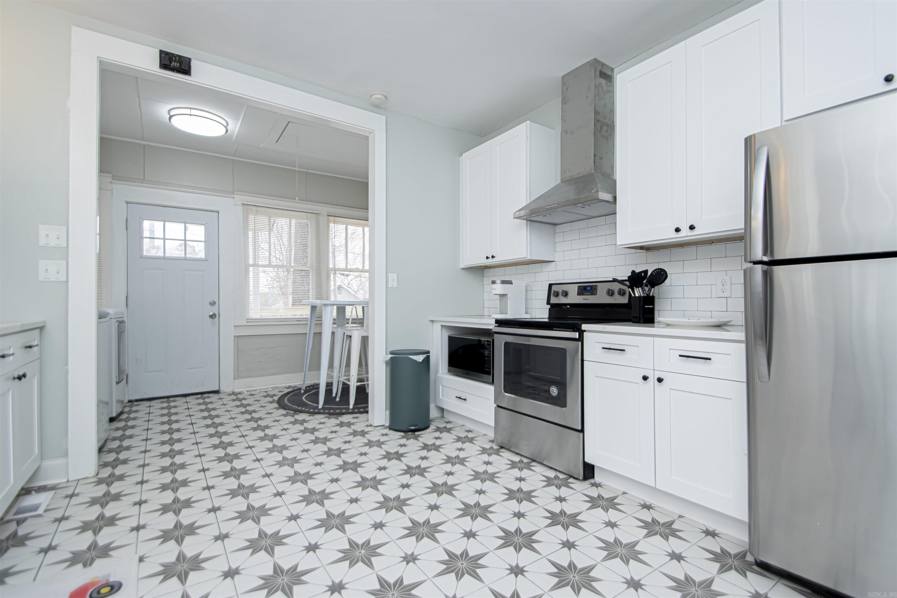 ELMHURST - Residential