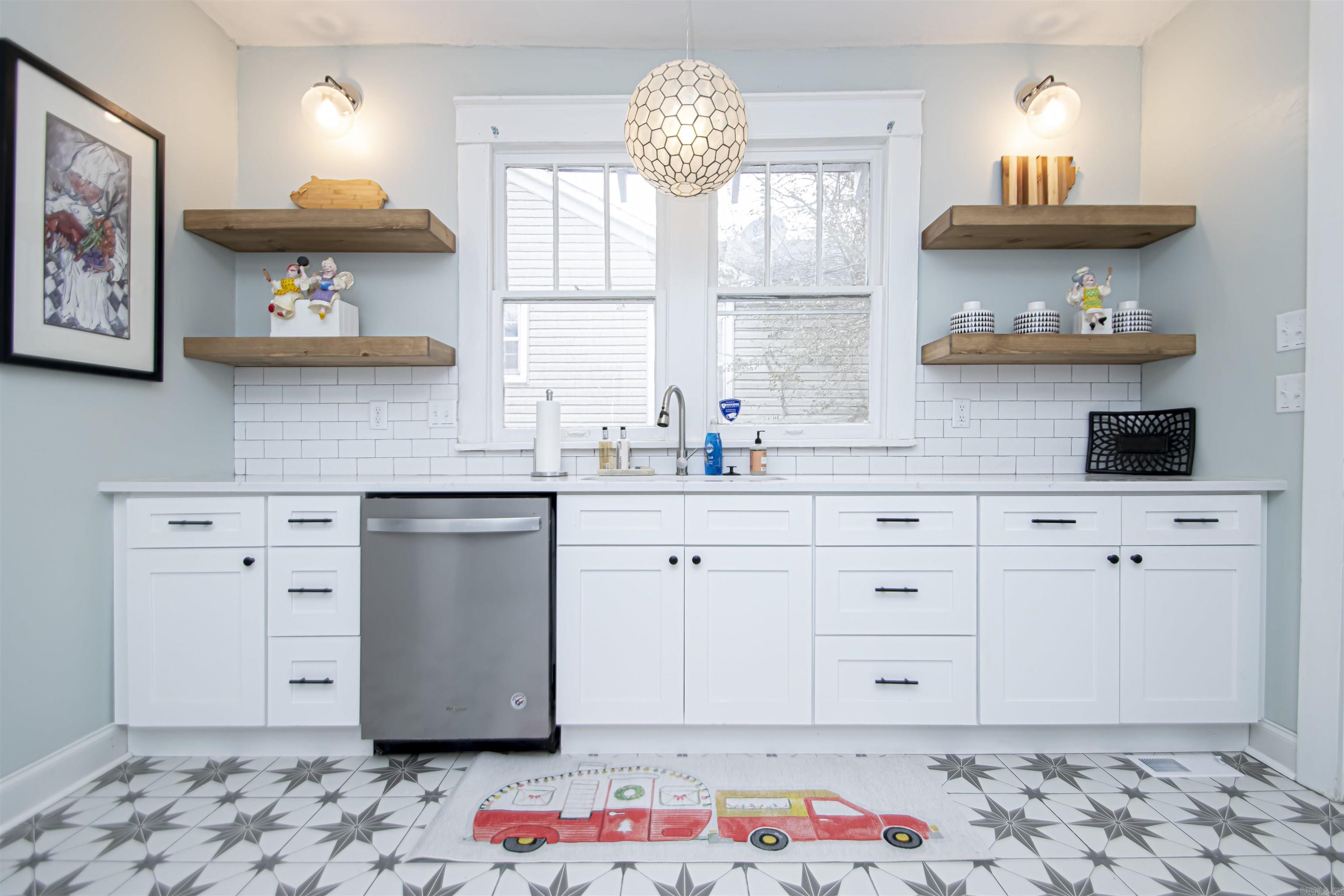 ELMHURST - Residential