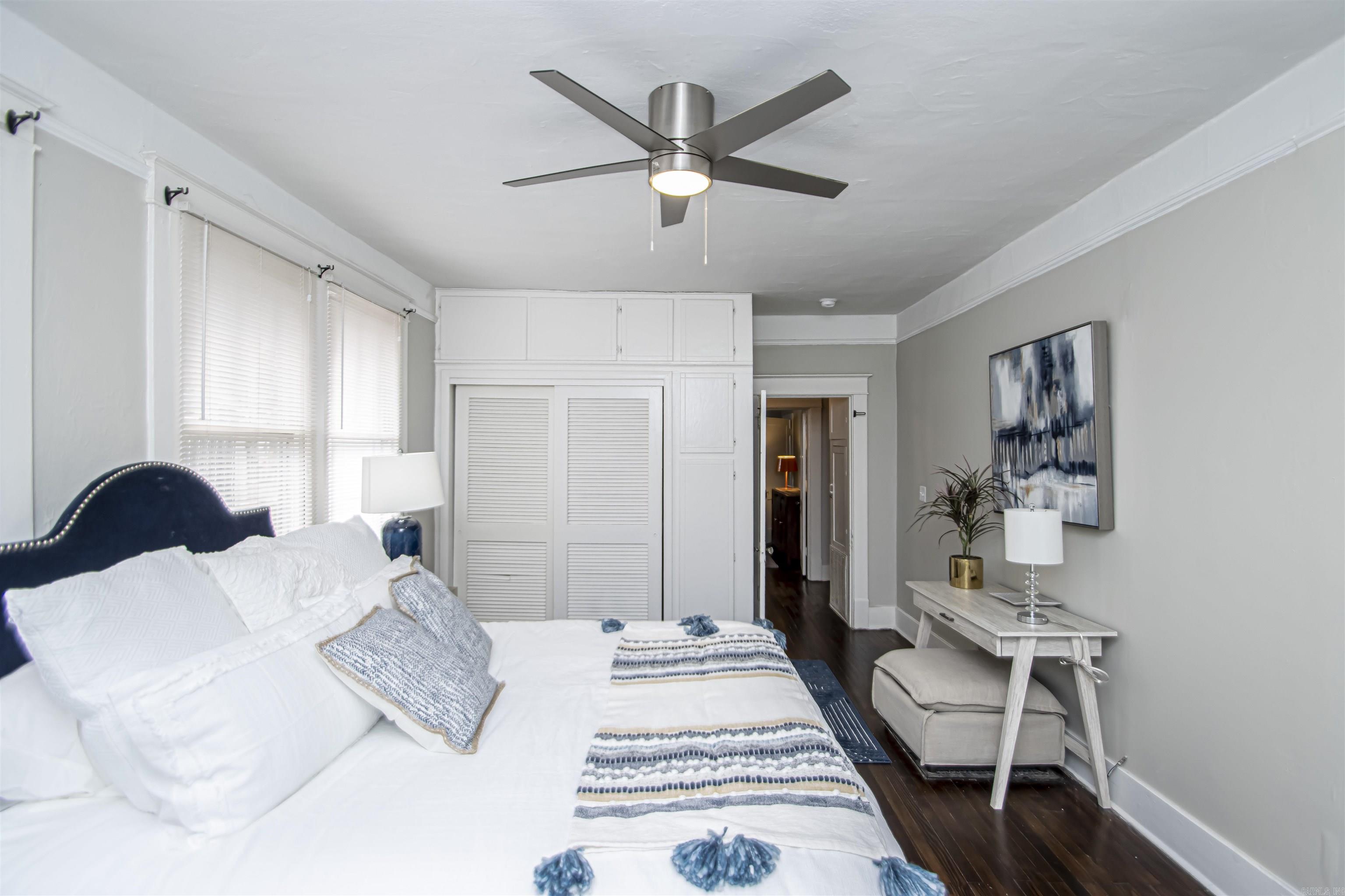 ELMHURST - Residential