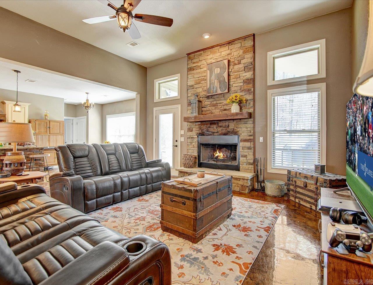 MURILLO - Residential