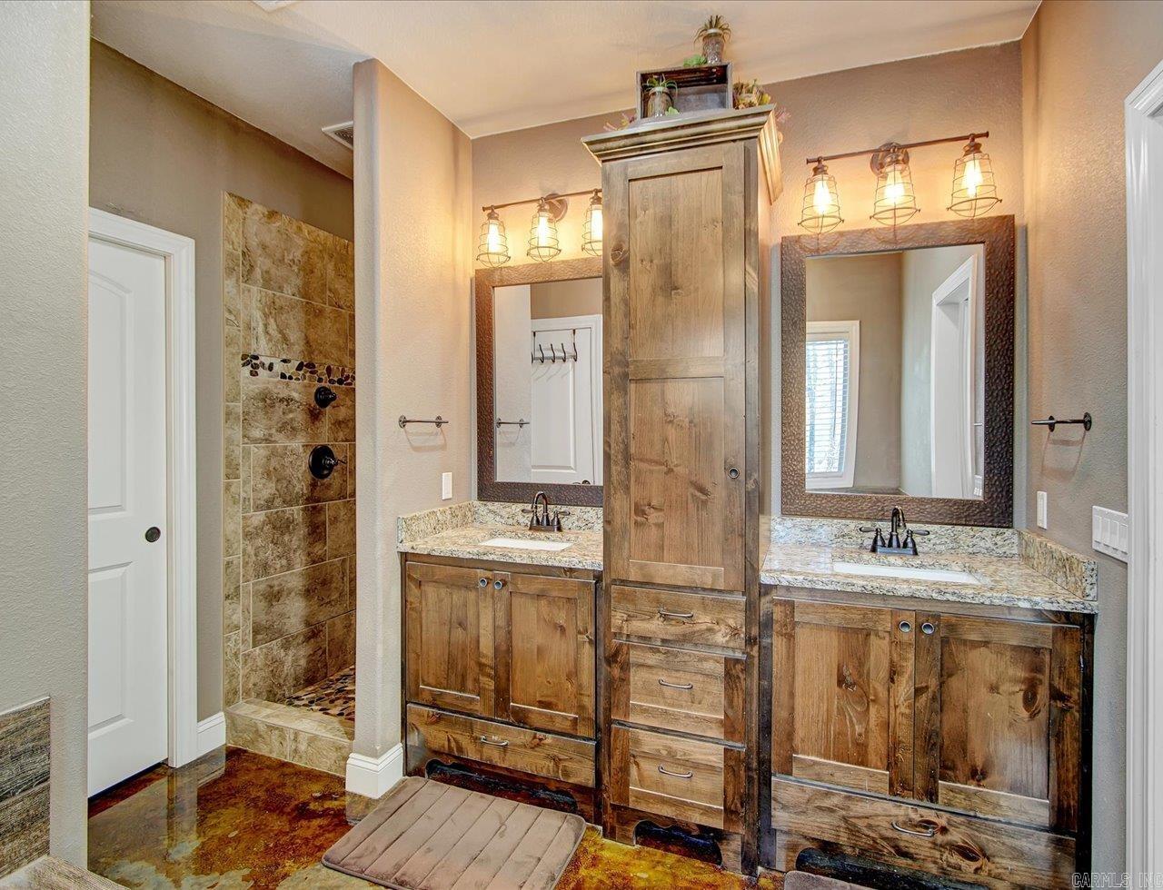 MURILLO - Residential