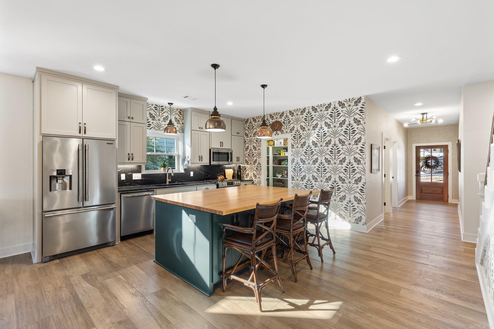 CAMMACK WOODS - Residential