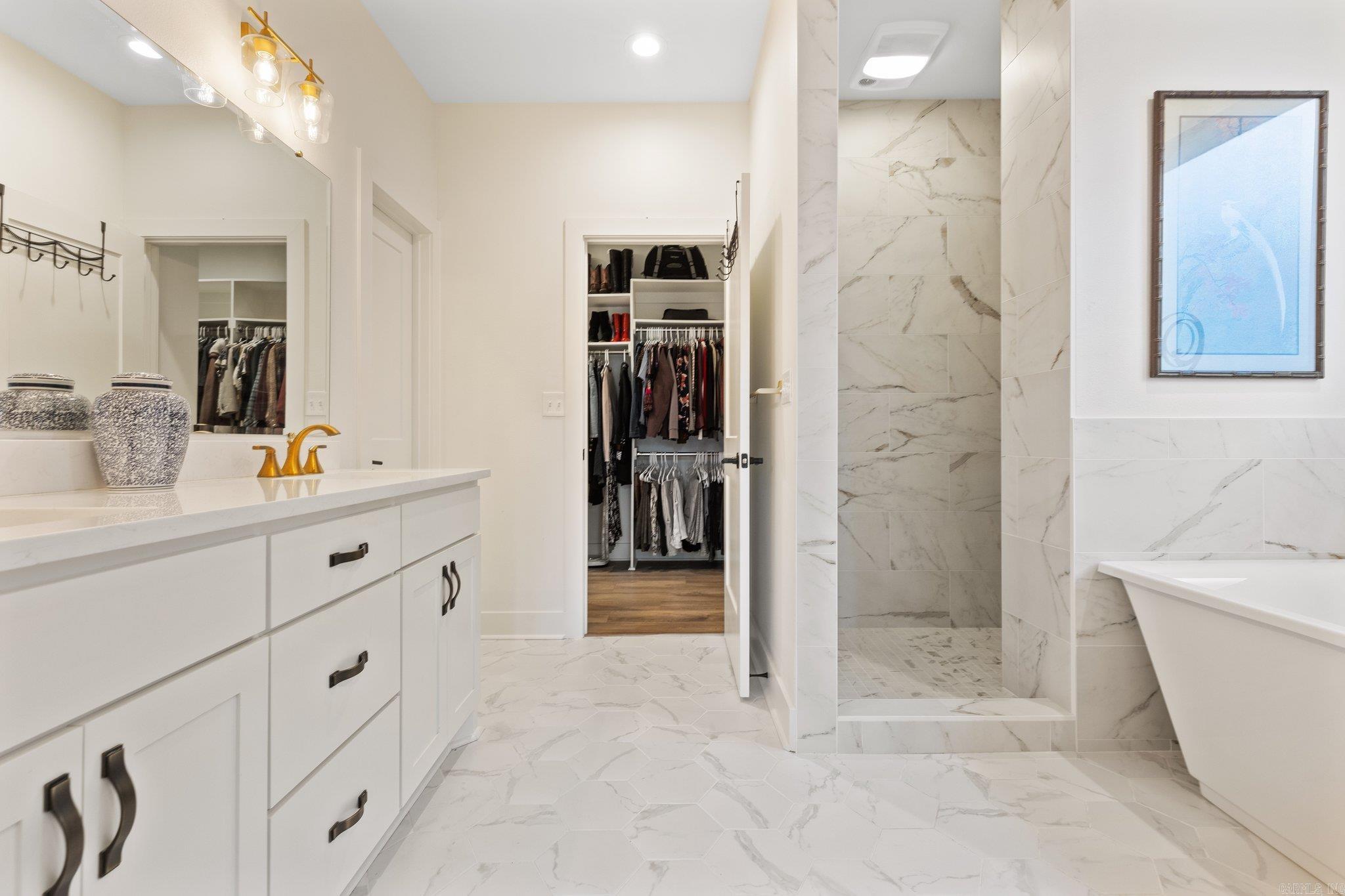 CAMMACK WOODS - Residential