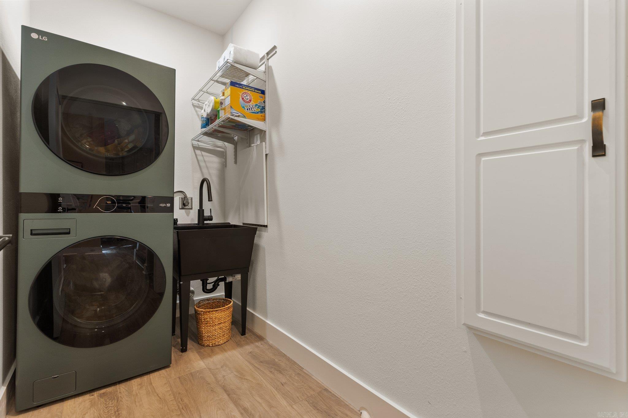 CAMMACK WOODS - Residential