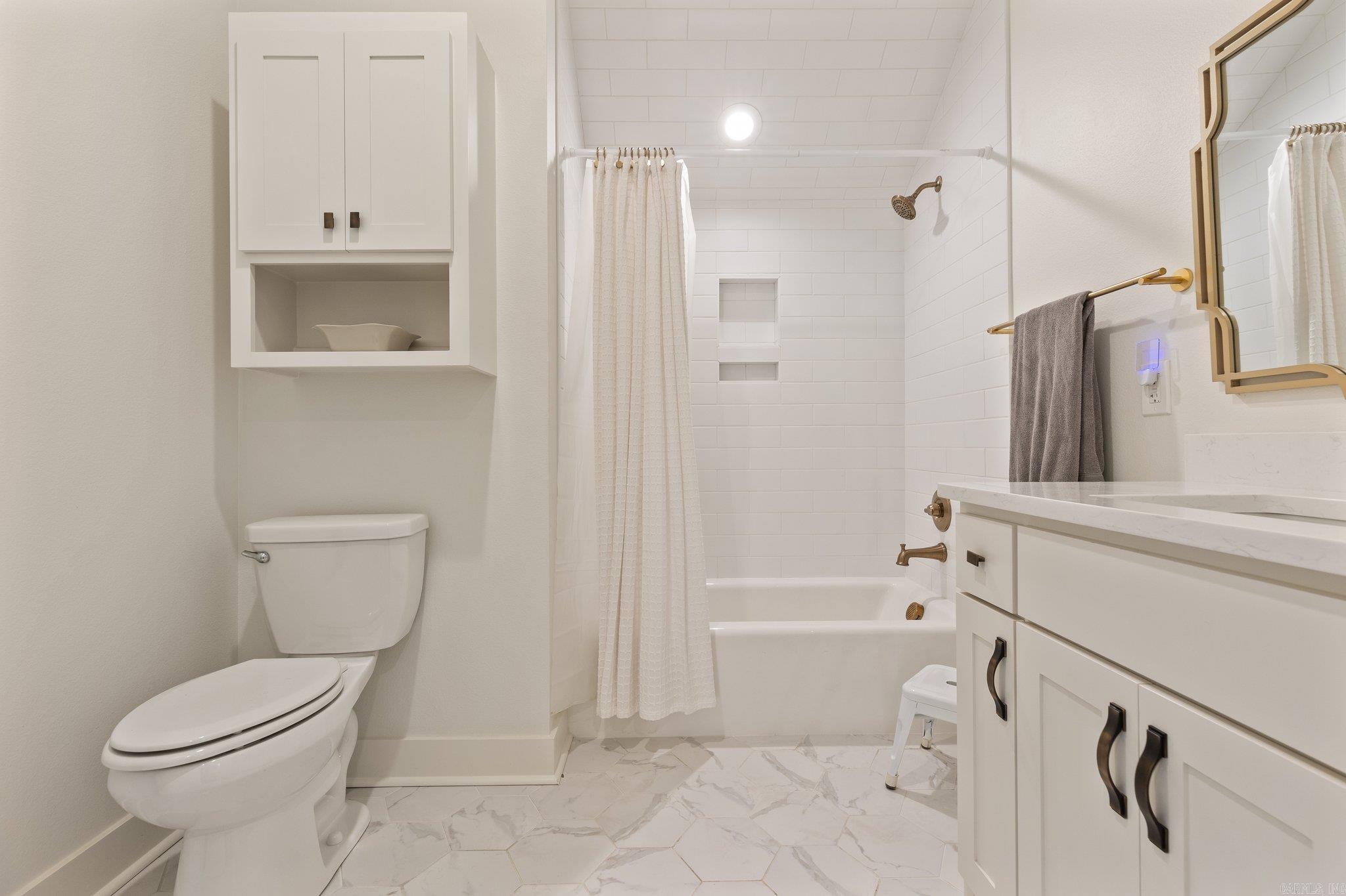 CAMMACK WOODS - Residential