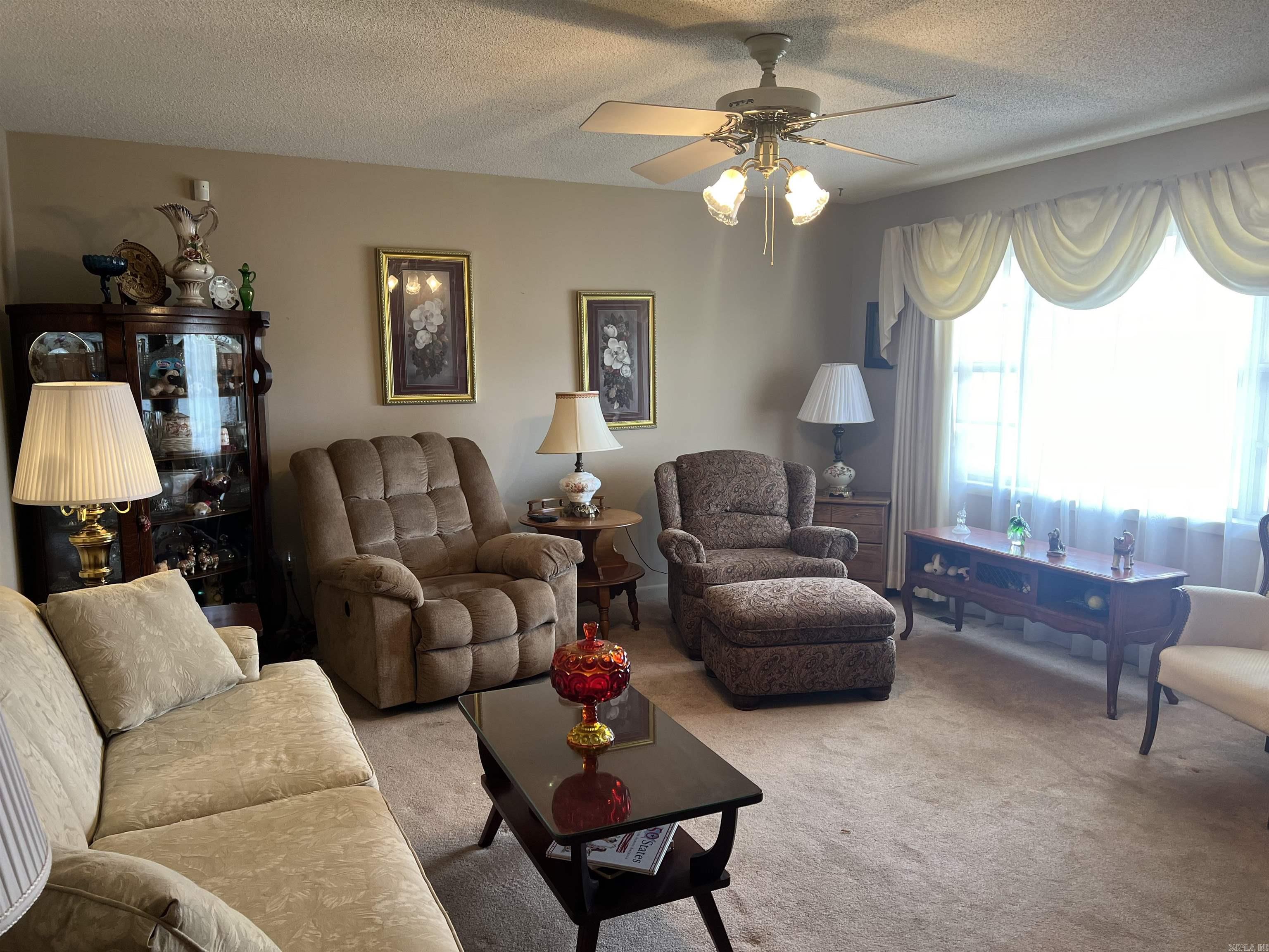 Colonial Acres - Residential