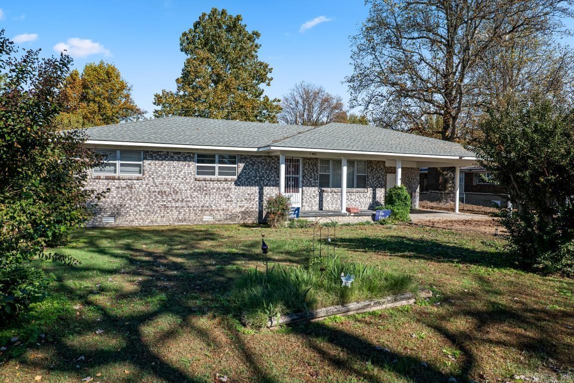 Colonial Acres - Residential