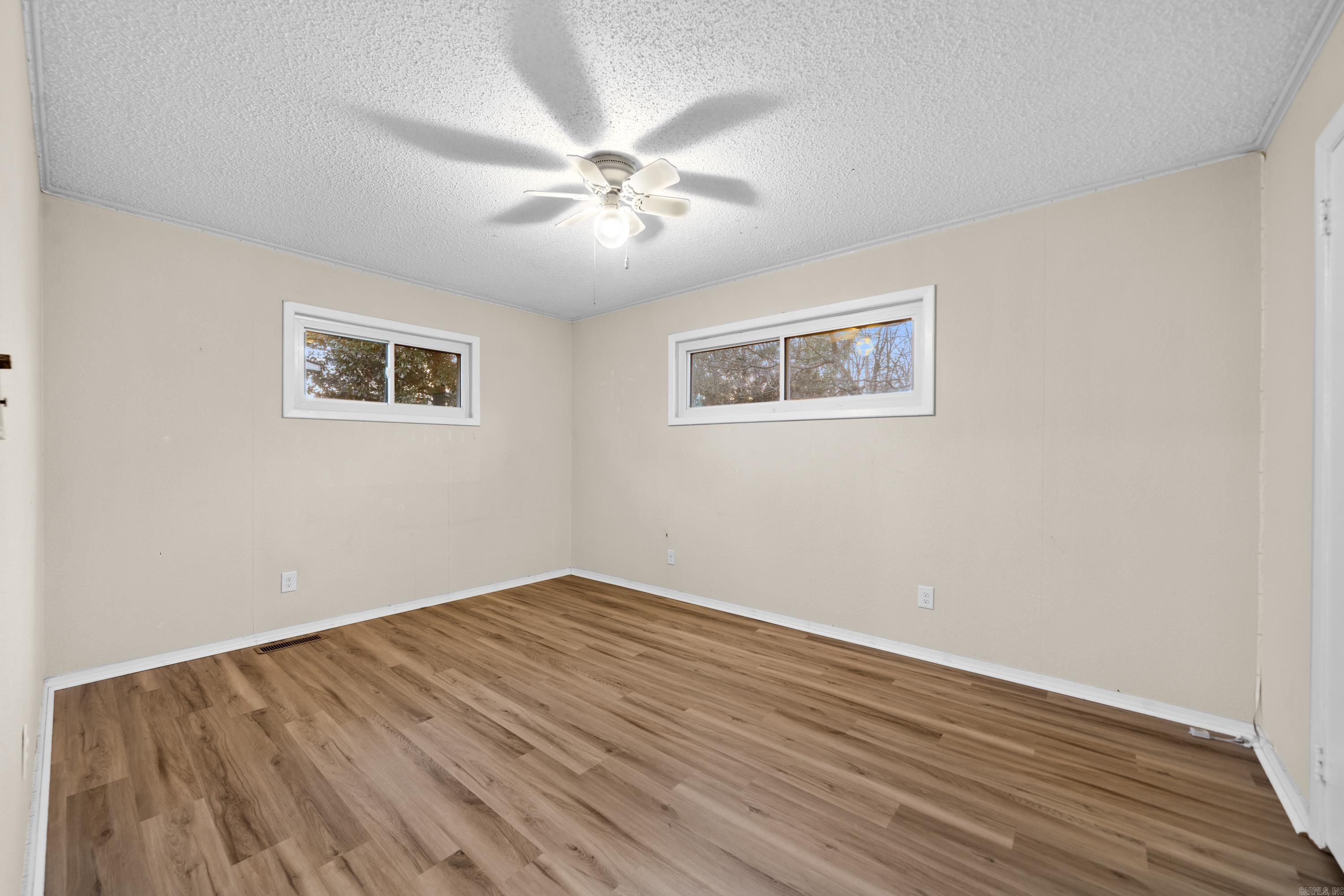Pine Shore - Residential