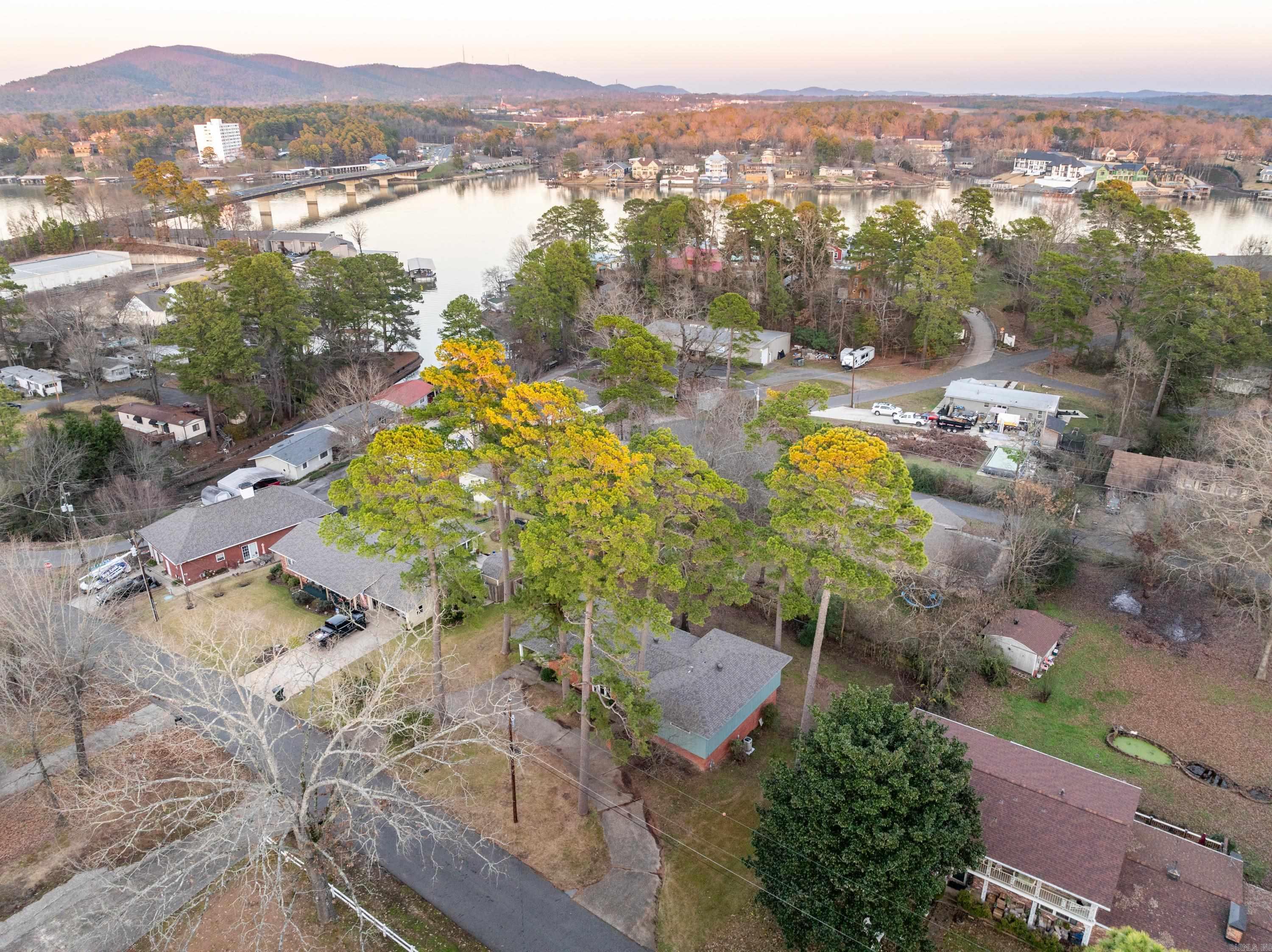 Pine Shore - Residential