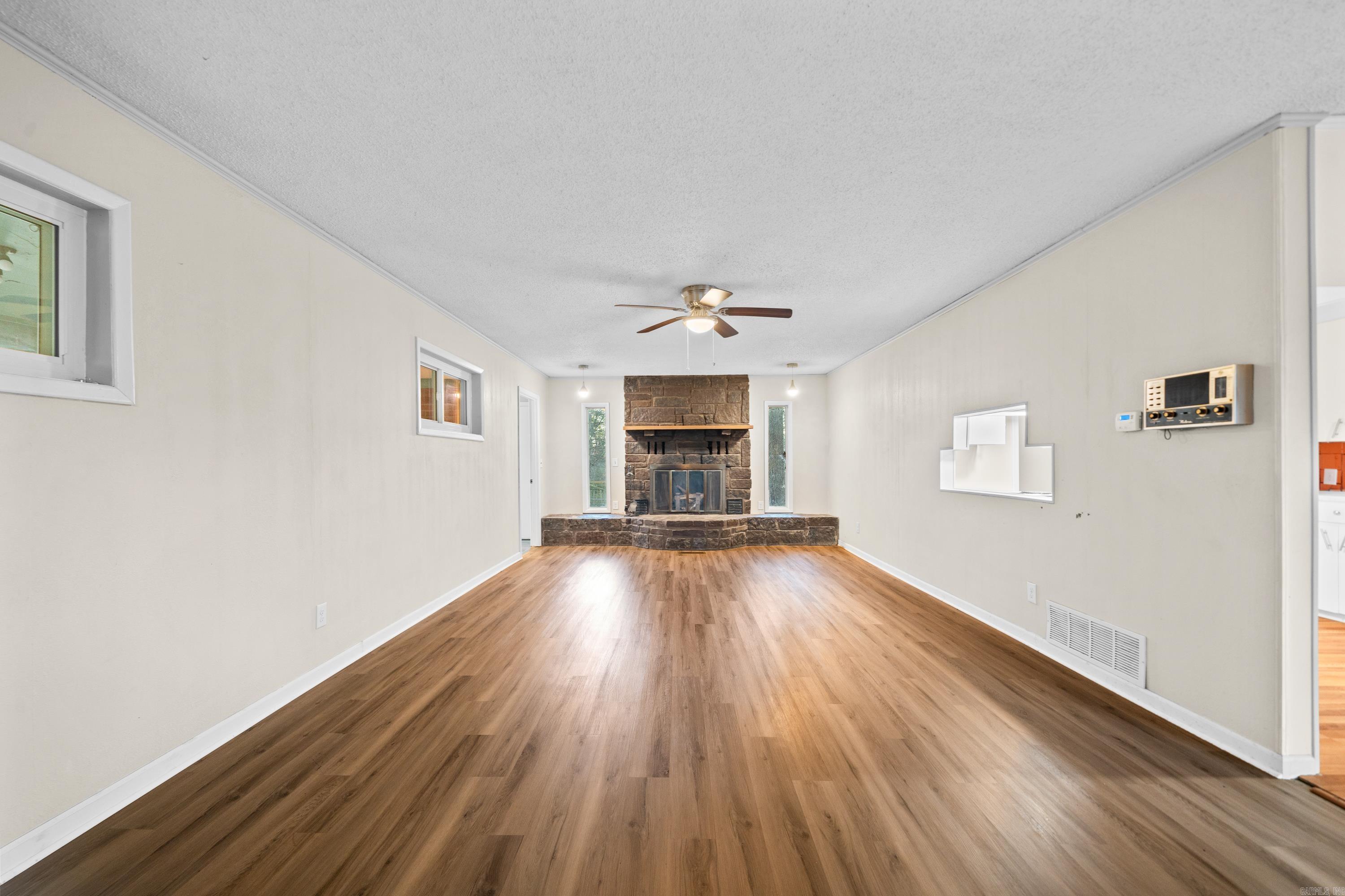 Pine Shore - Residential