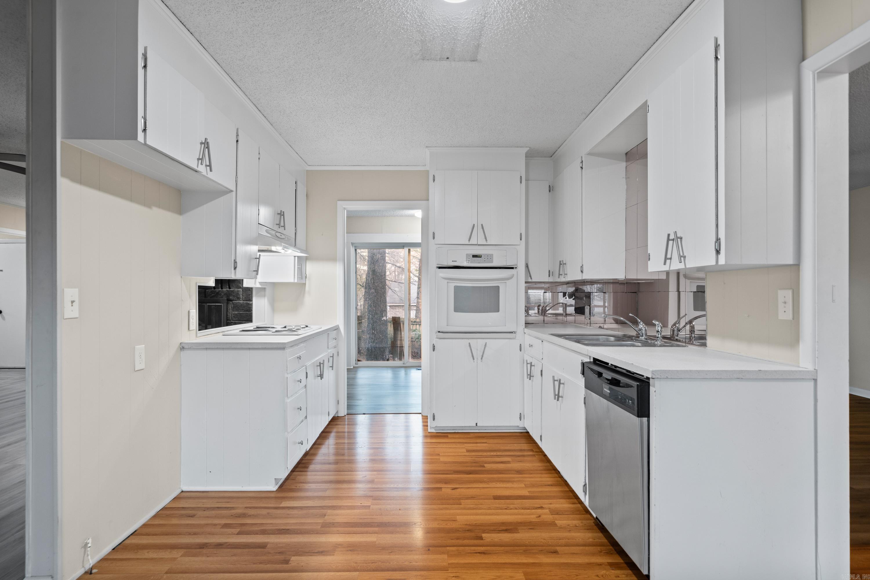 Pine Shore - Residential