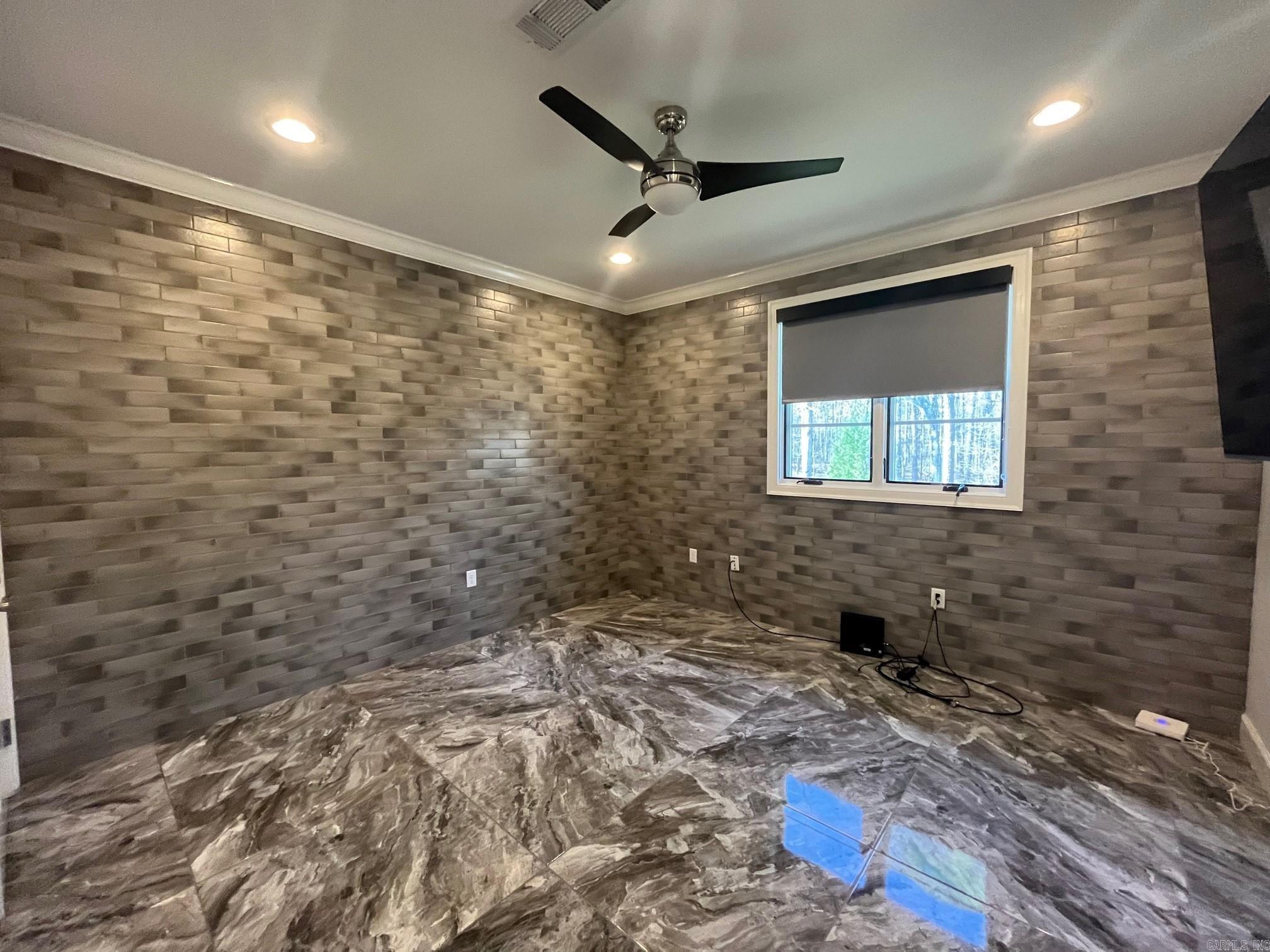 CHENAL WOODS HPR - Residential Lease