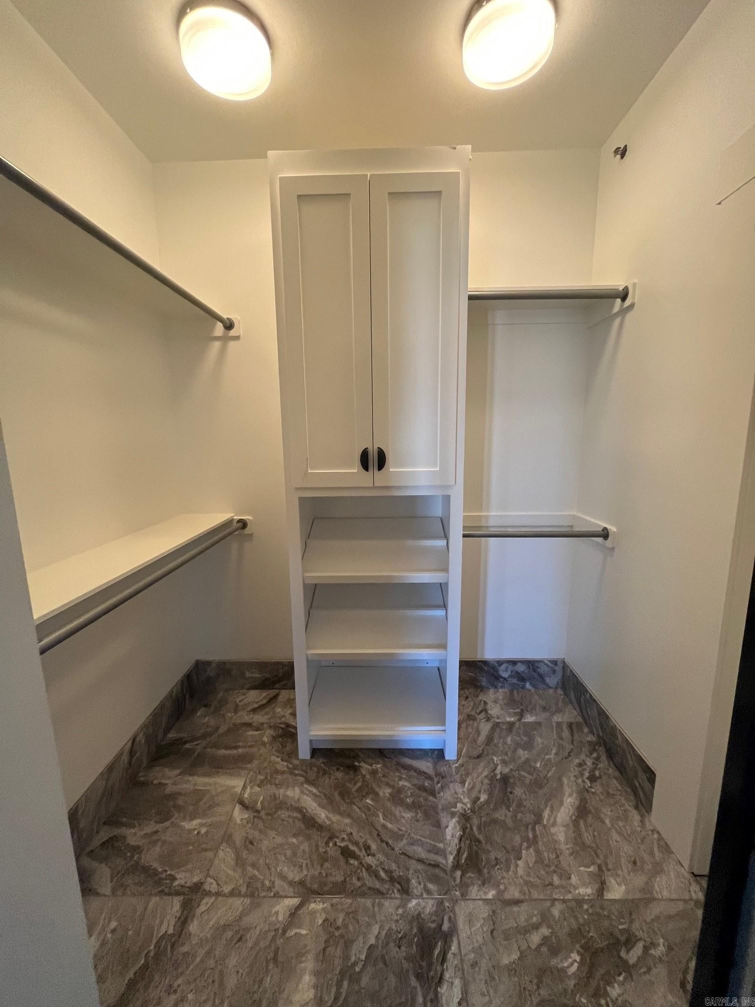 CHENAL WOODS HPR - Residential Lease