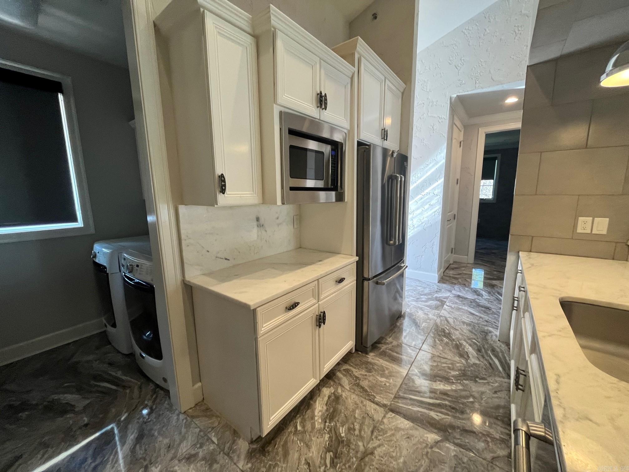 CHENAL WOODS HPR - Residential Lease