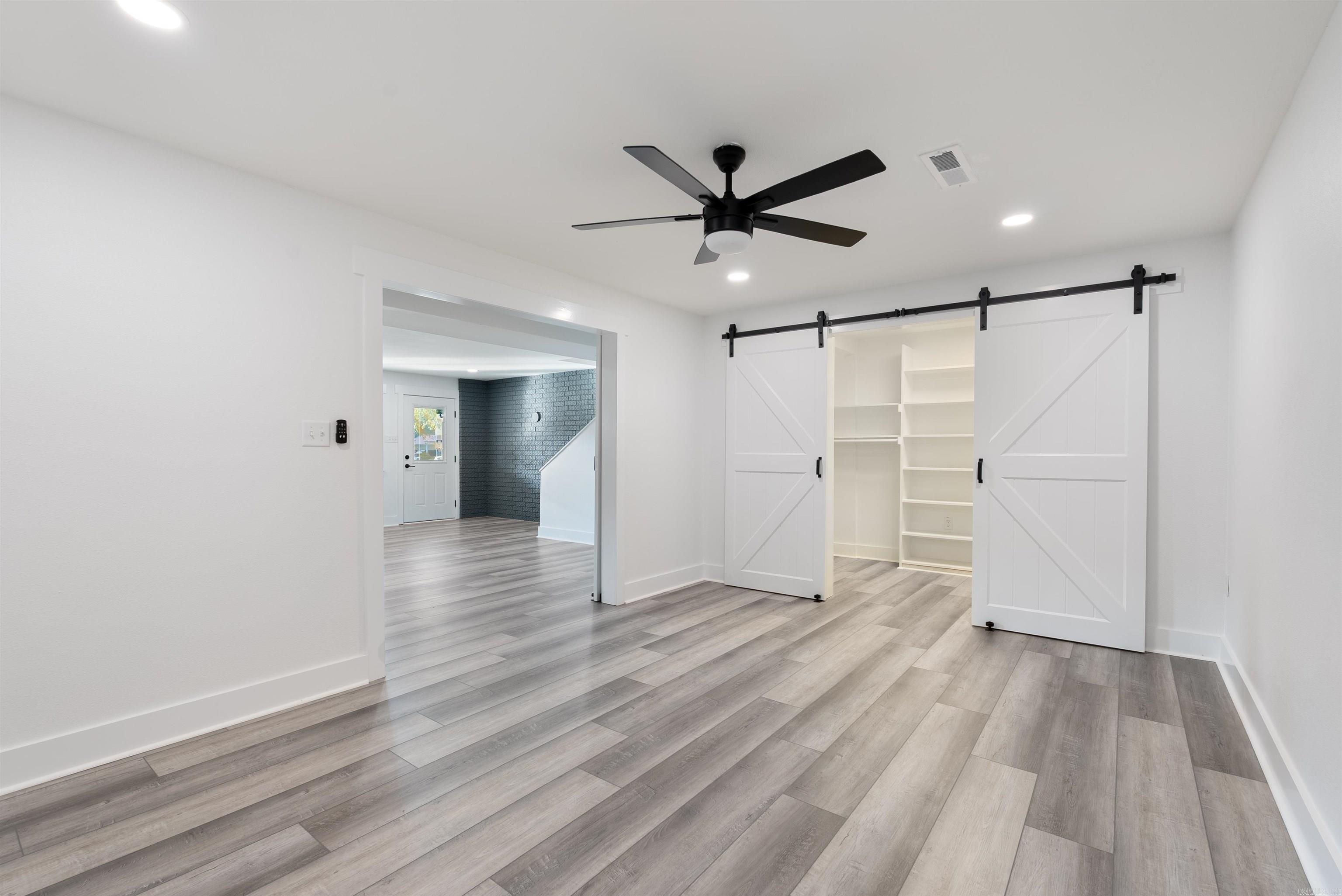 Rolling Hills - Residential