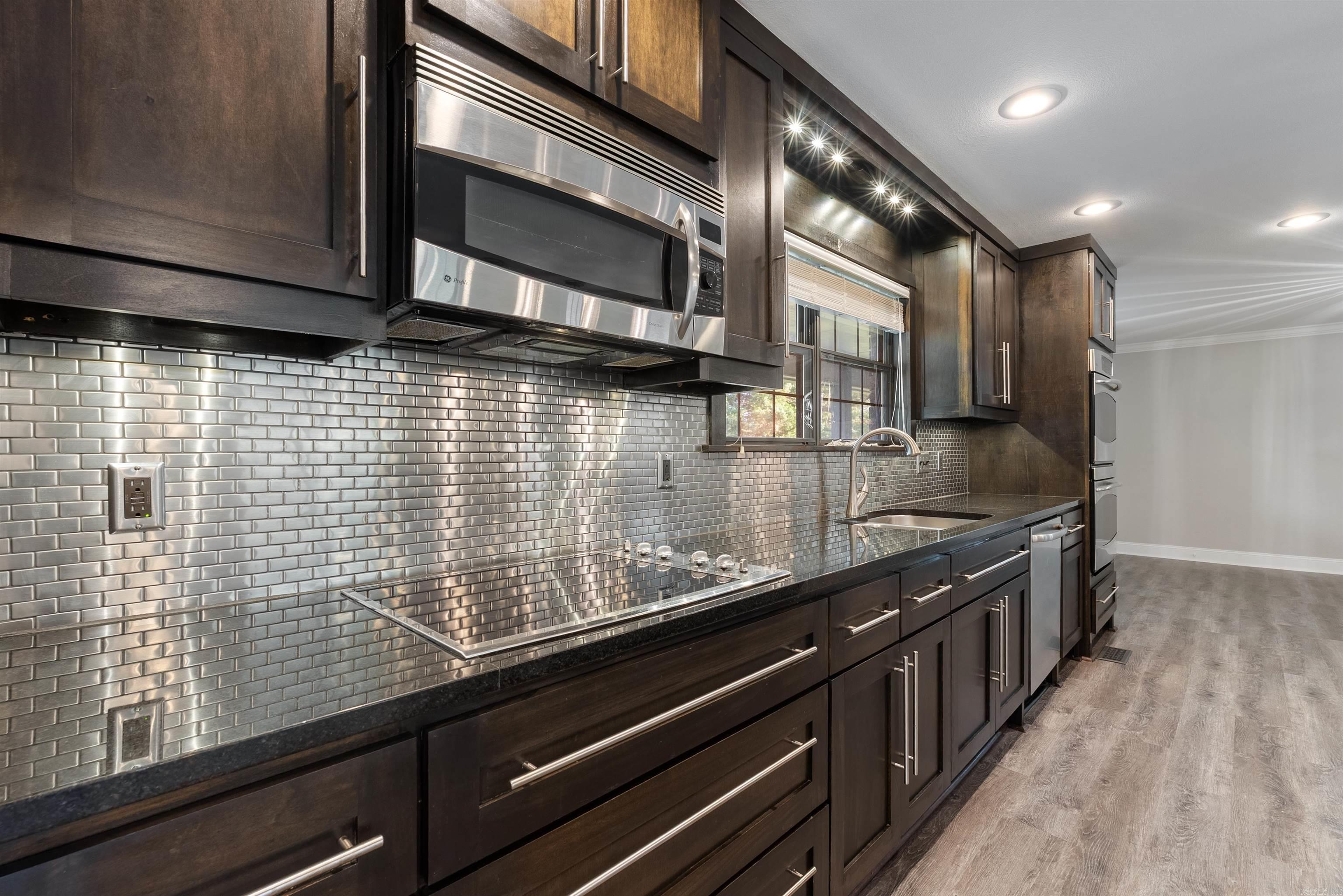 Rolling Hills - Residential