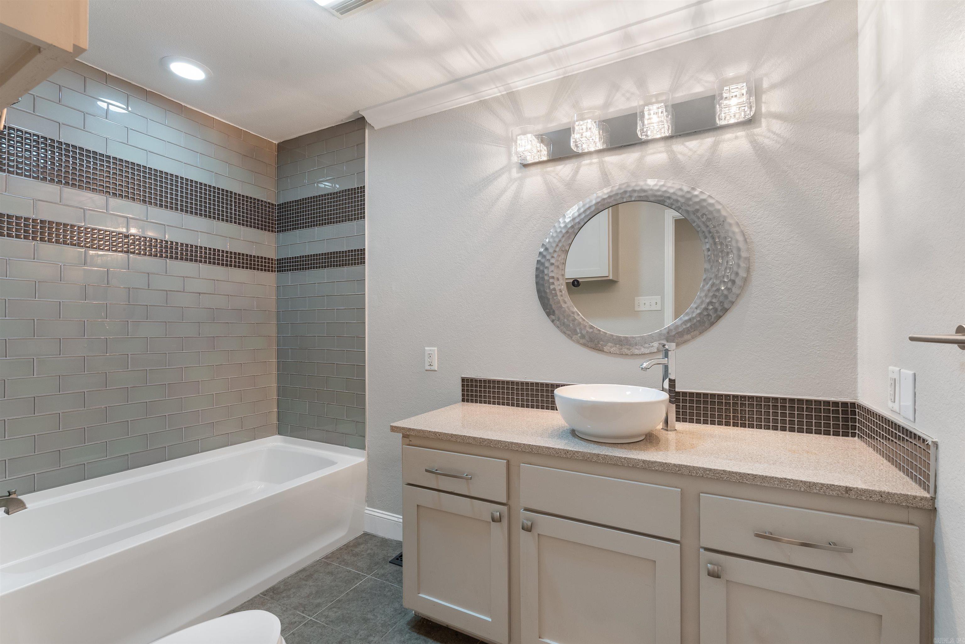 Rolling Hills - Residential