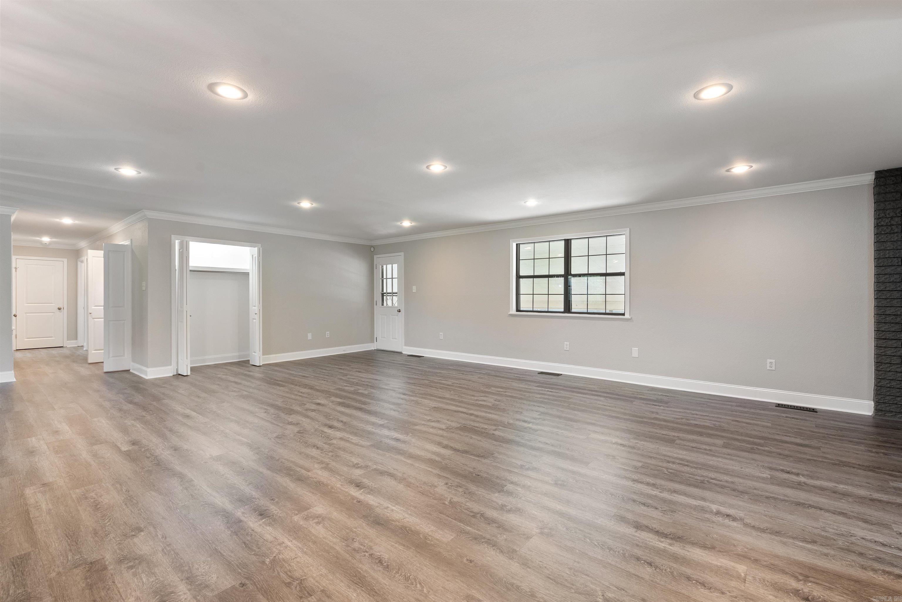 Rolling Hills - Residential