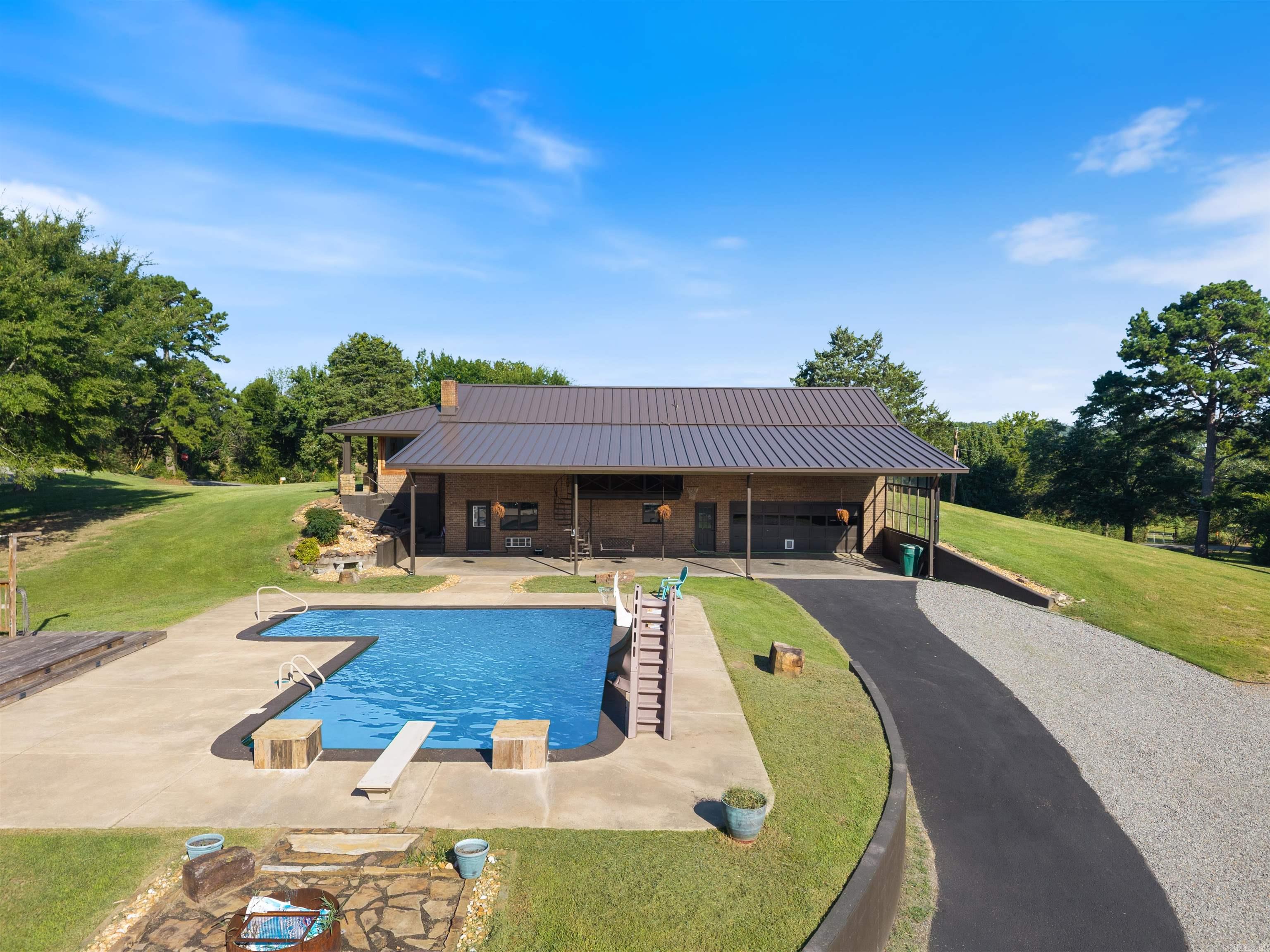 Rolling Hills - Residential