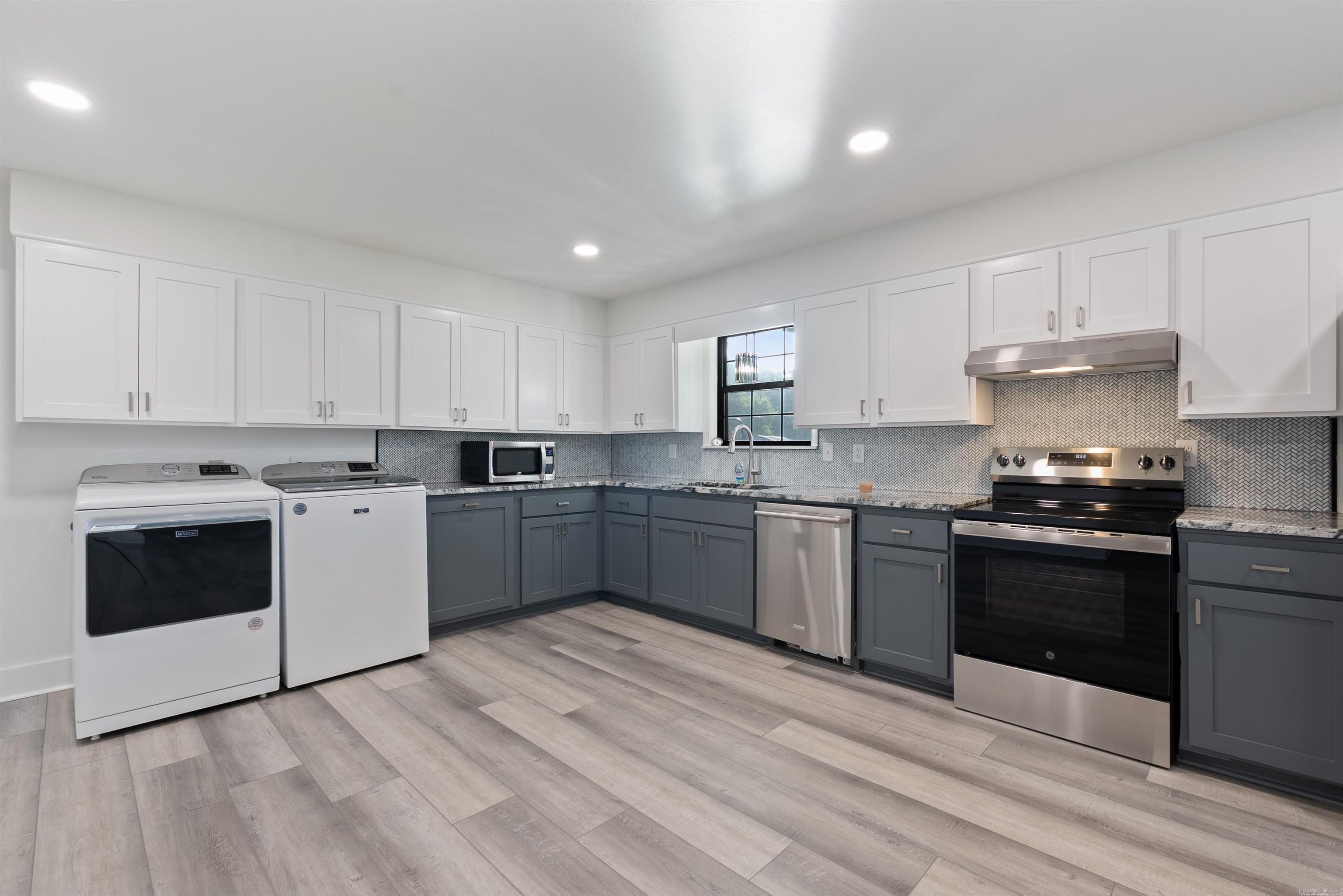 Rolling Hills - Residential