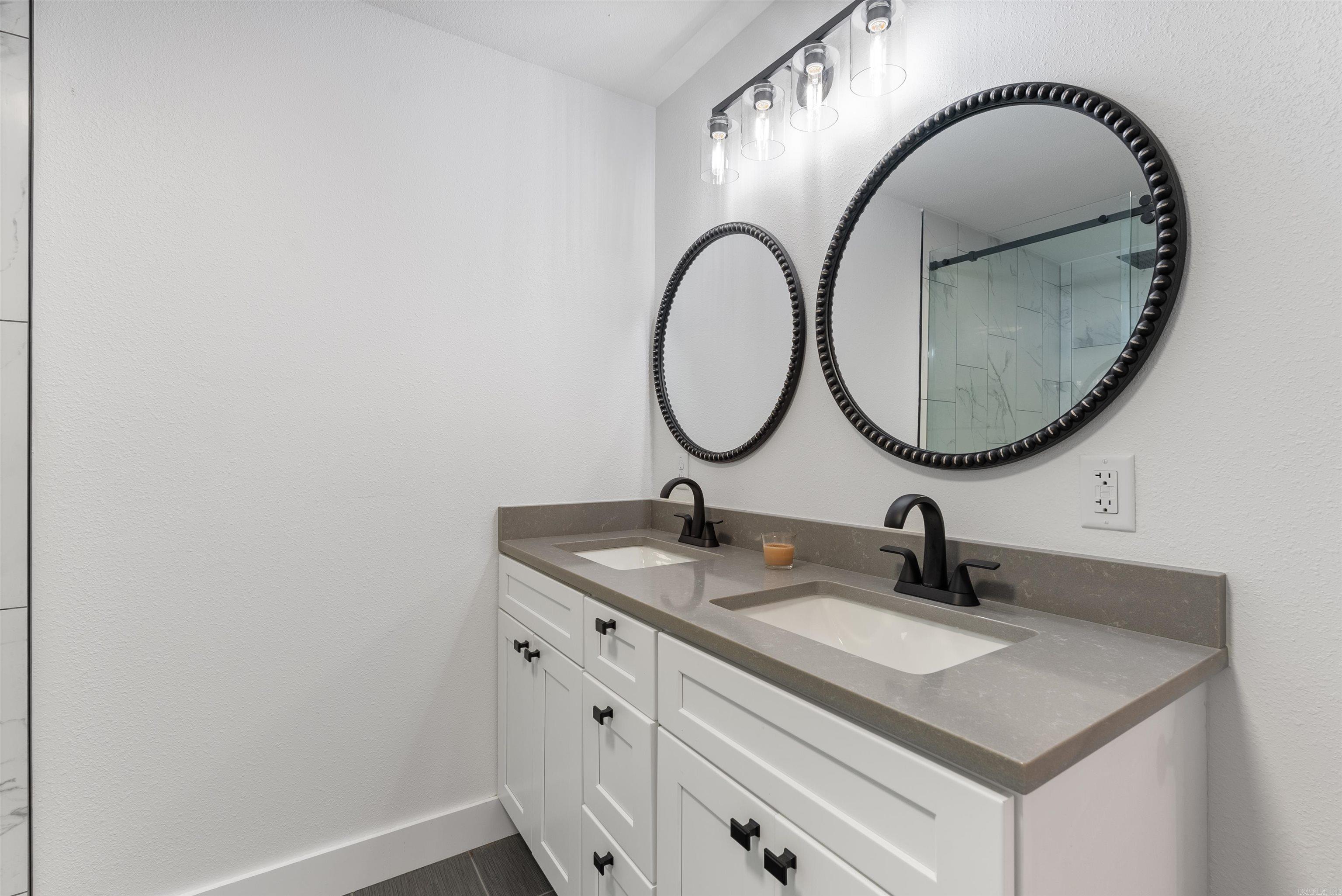 Rolling Hills - Residential